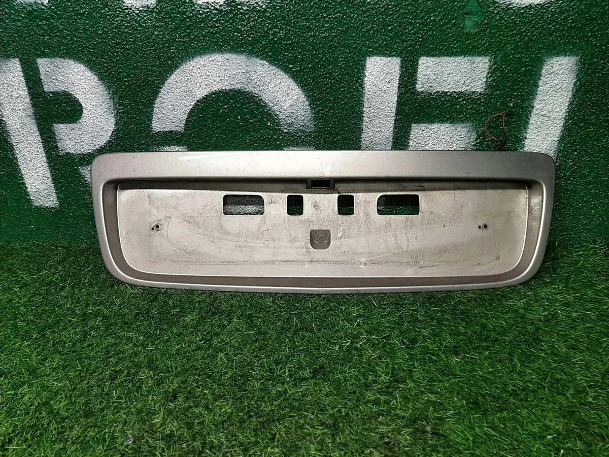 Накладка на багажник для Nissan Primera 3 P12