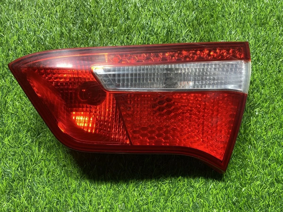 Фонарь правый Kia Rio (III) 11-15г