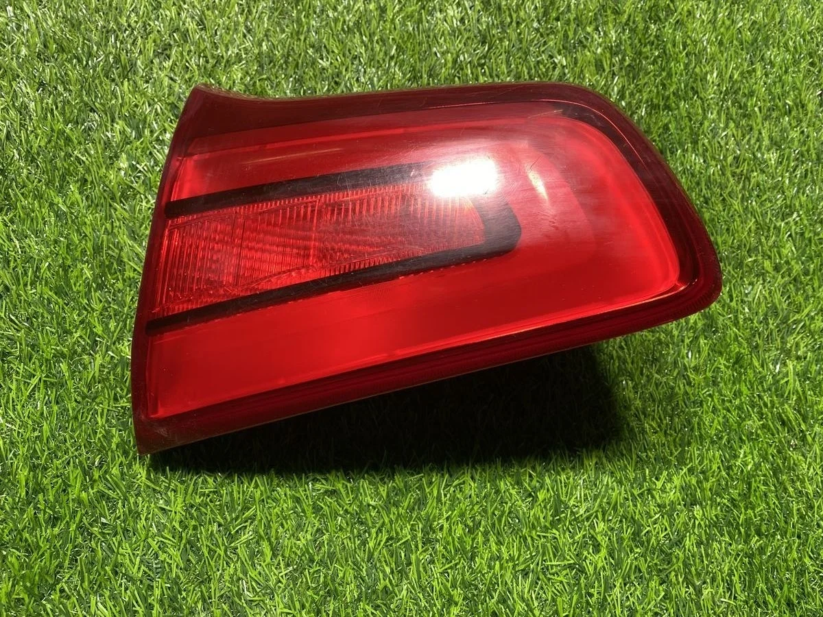 Фонарь внутренний правый Kia Sortage 3