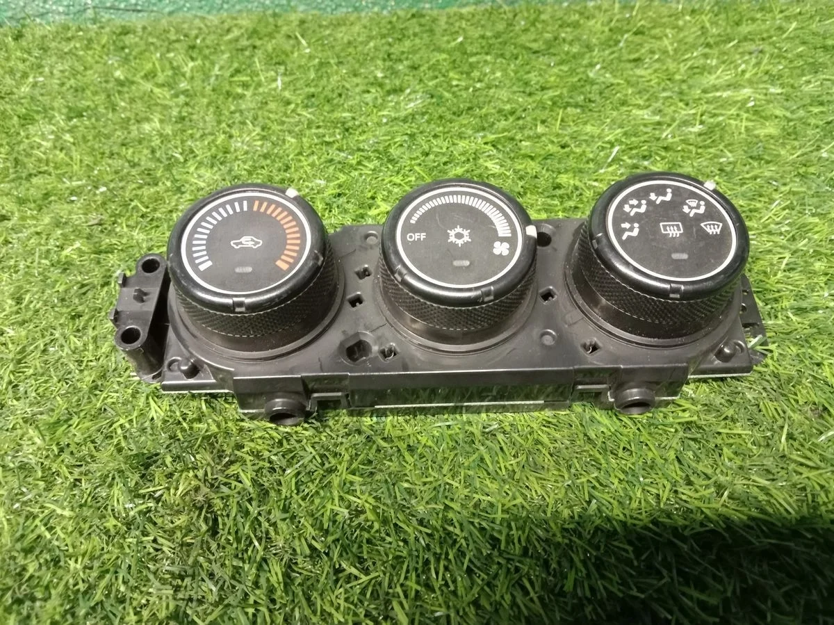 Блок климат-контроля для  Mitsubishi Outlander XL