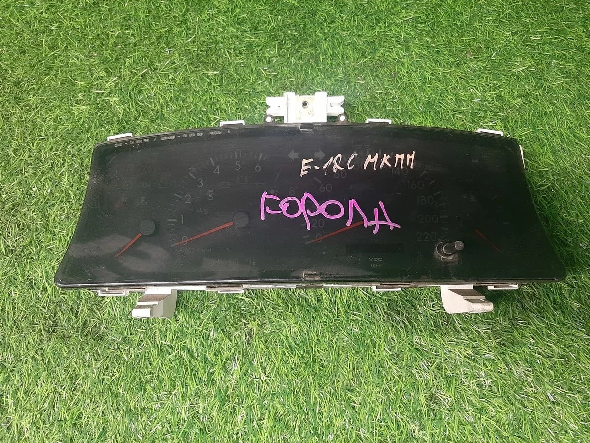 В наличии: Панель приборов Toyota Corolla IX E120