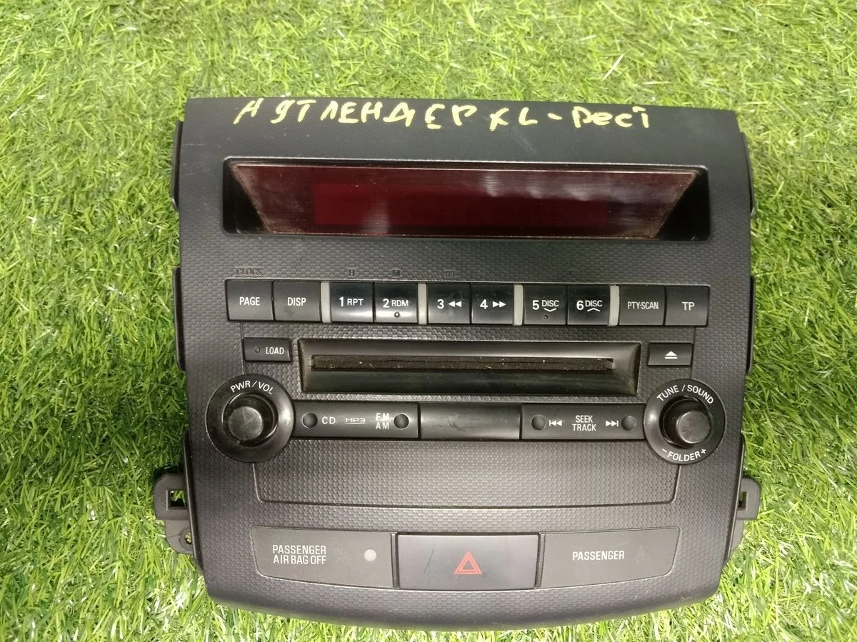 Блок управления магнитолой Mitsubishi Outlender 1