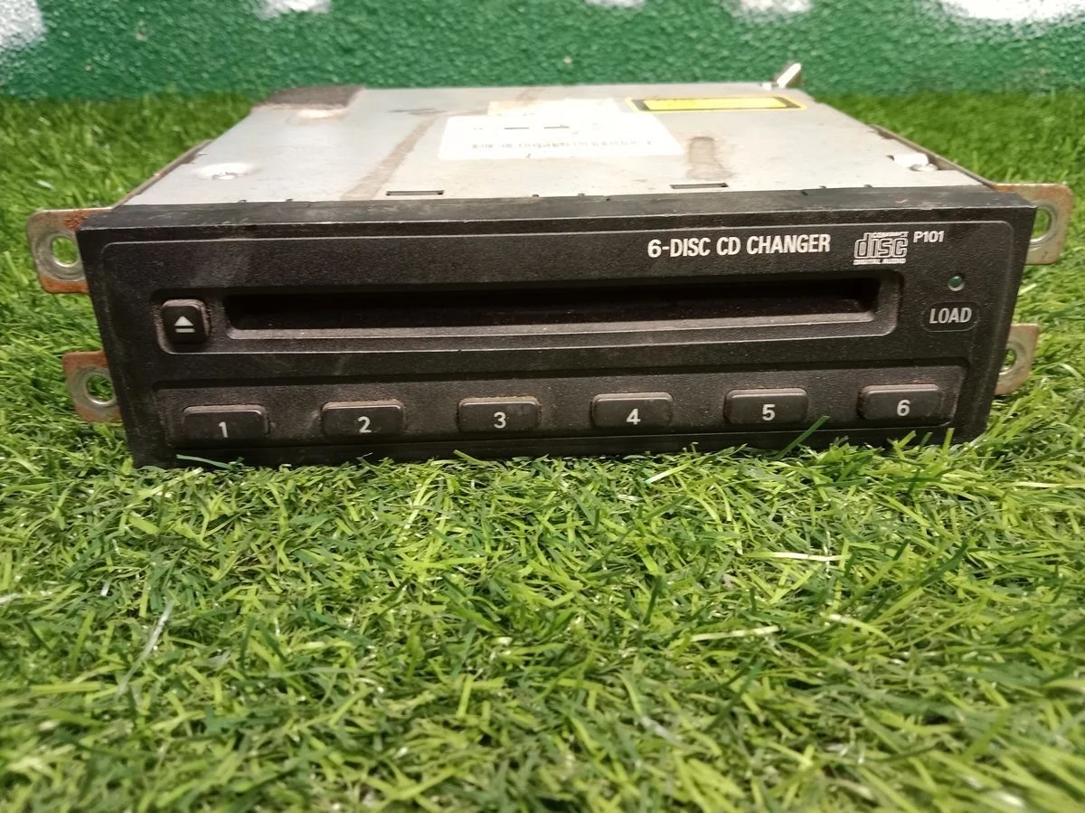 В наличии: Магнитола для Mitsubishi Pajero 3