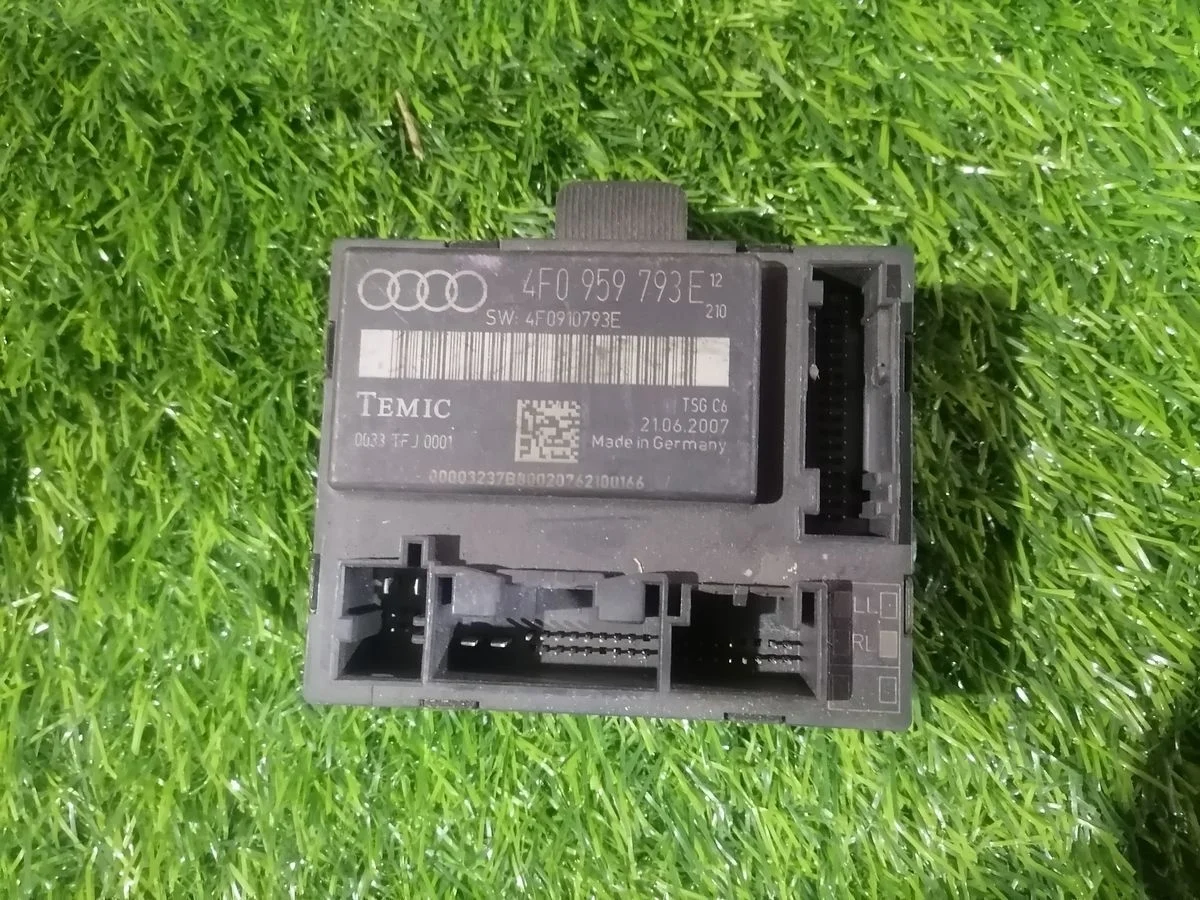 Блок комфорта двери передней левой Audi A6 C6