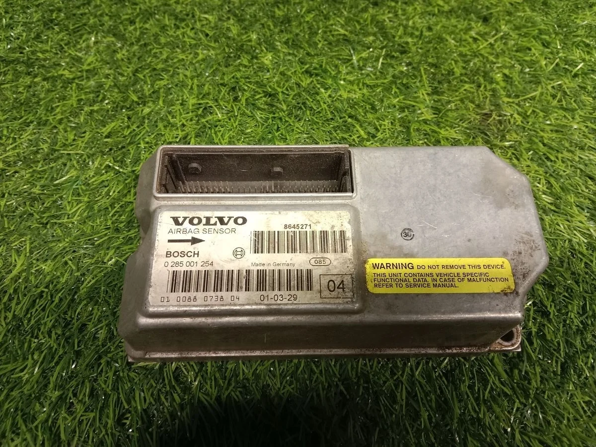 В наличии: Блок предохранителей Volvo S80