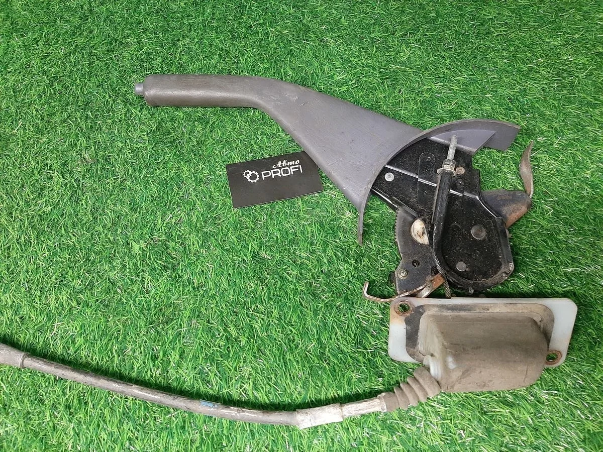 В наличии: Ручник на Toyota Picnic 1.