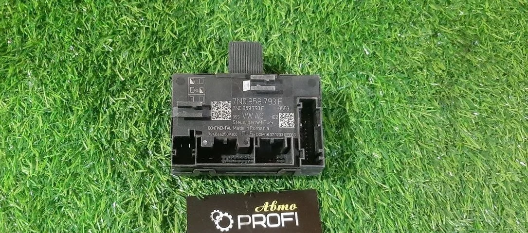 В наличии блок комфорта Skoda Yeti