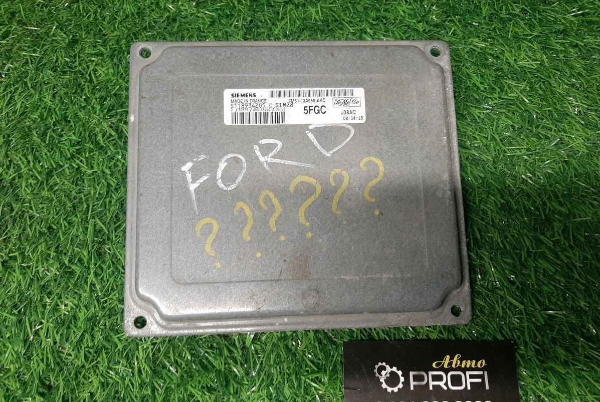 В наличии: ЭБУ Ford Focus 2.