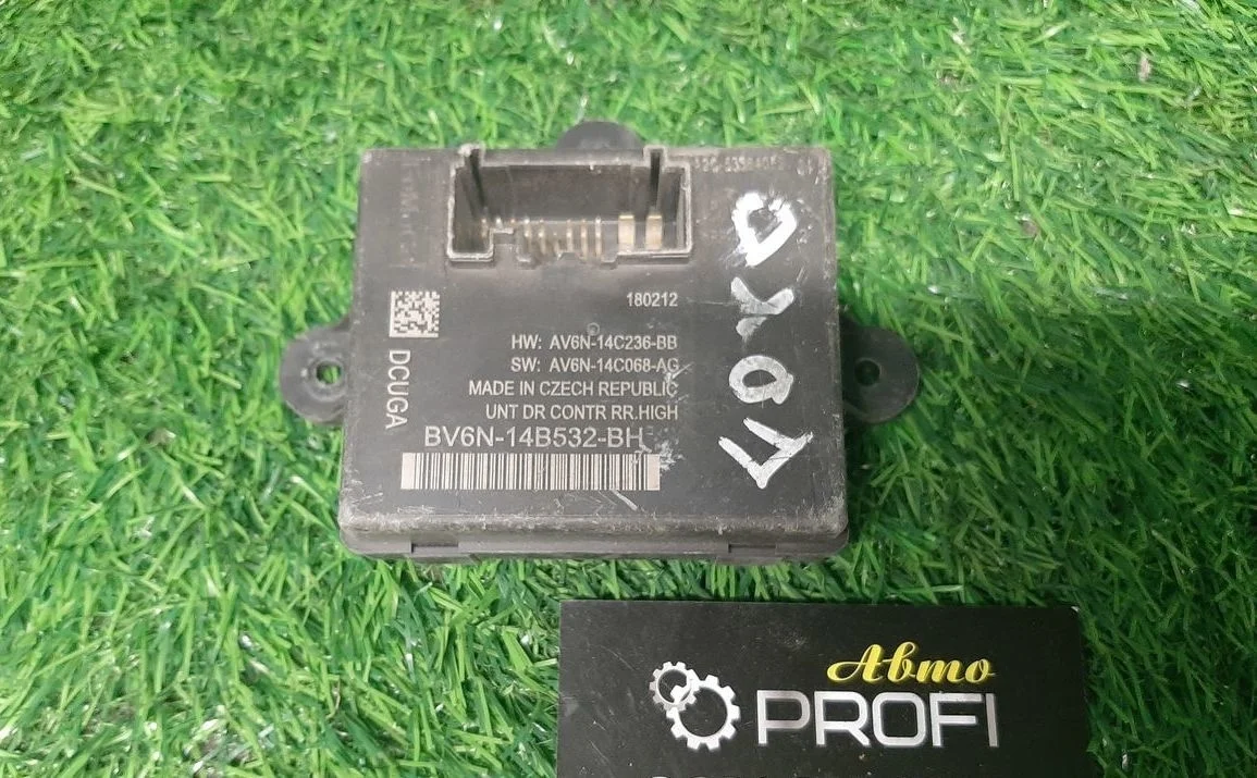 В наличии: Блок комфорта для Ford Focus 3.