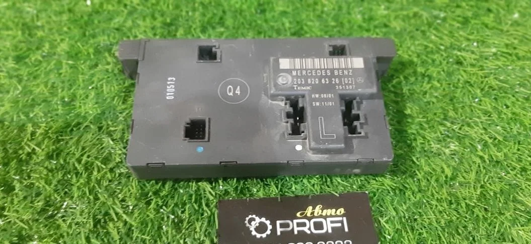 В наличии блок комфорта Mercedes W203