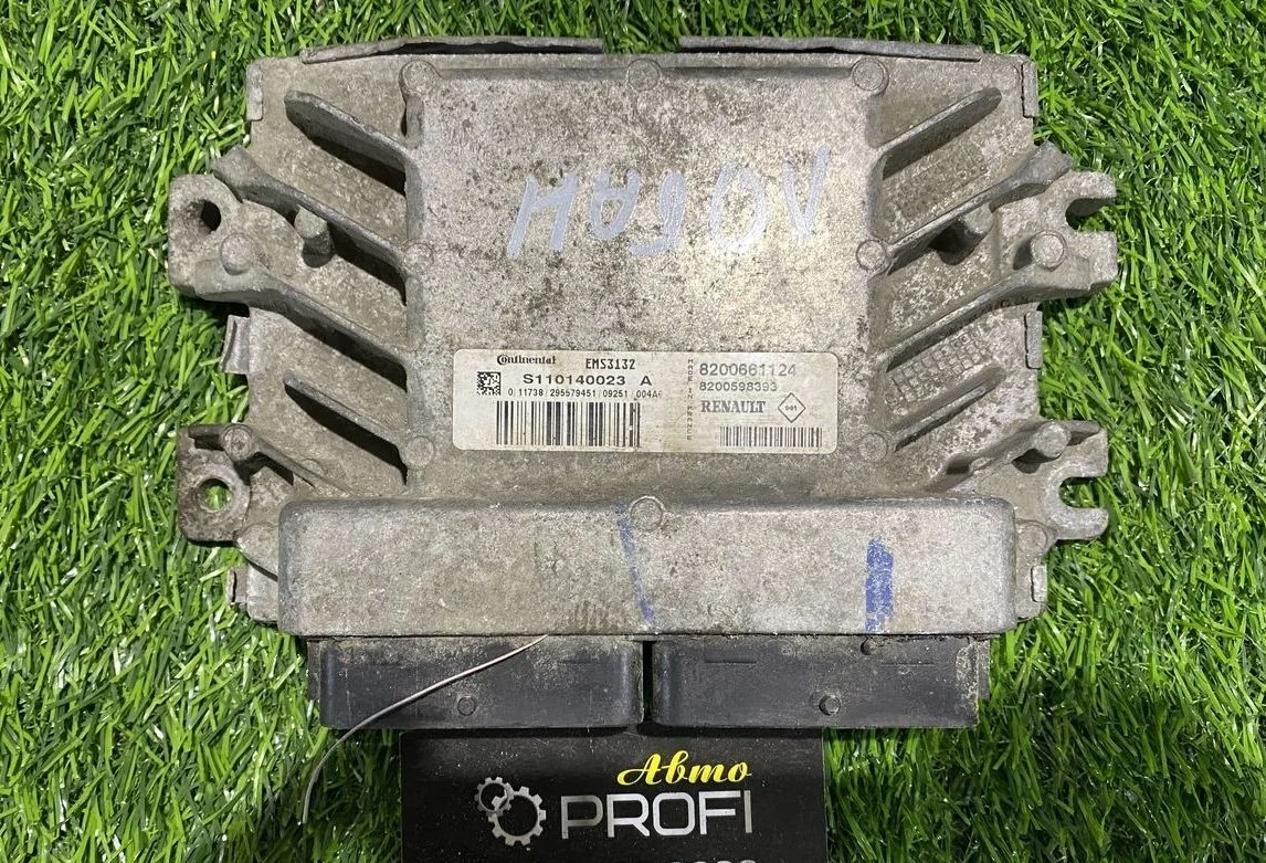 Блок управления ДВС Renault Logan