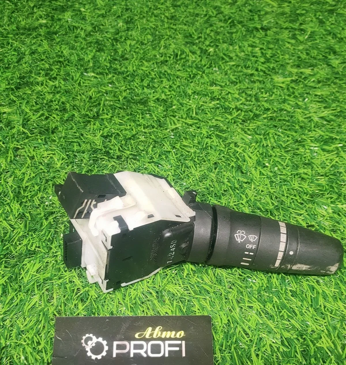 Подрулевой переключатель Nissan