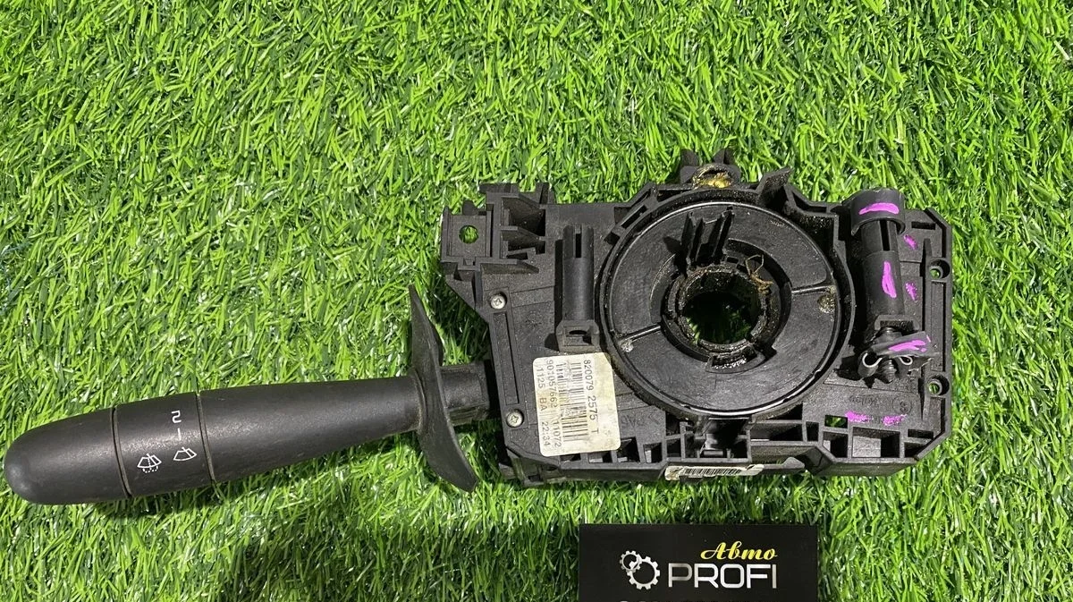 Подрулевой переключатель Renault Logan