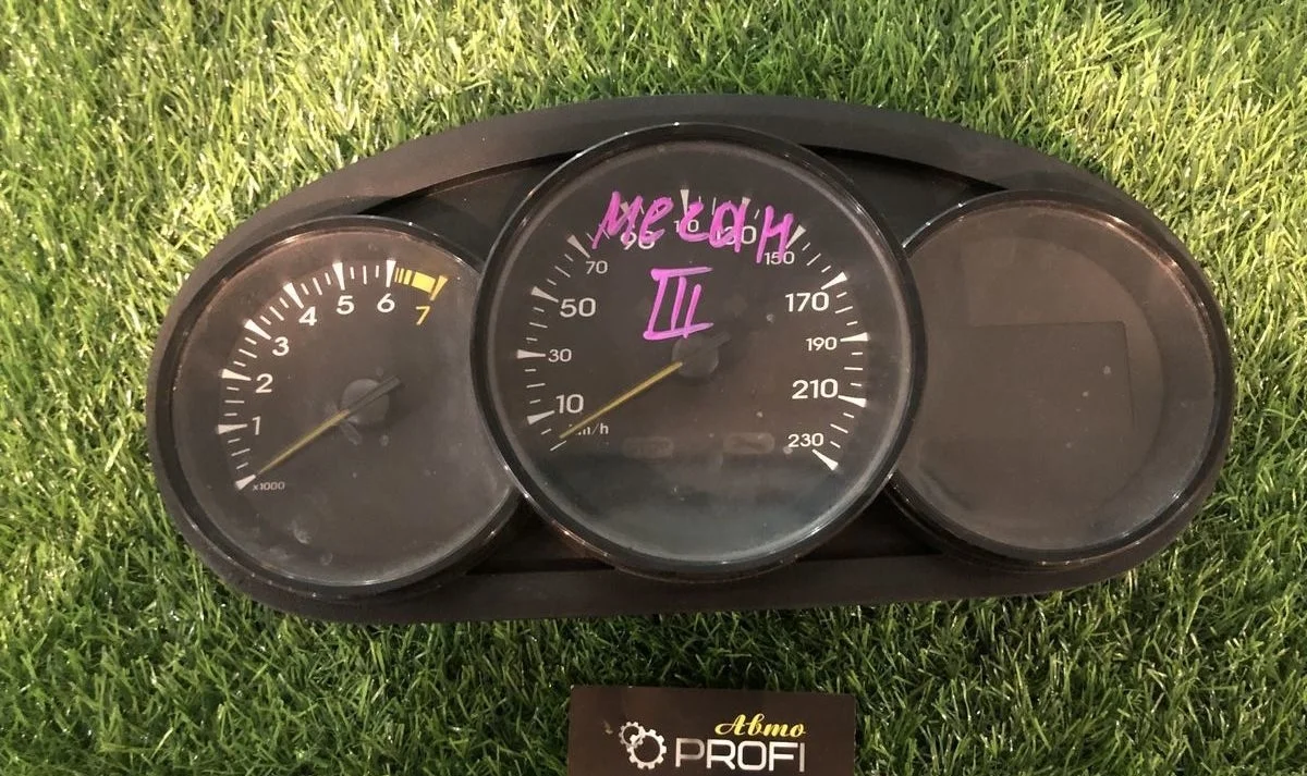 панель приборов рено меган 3