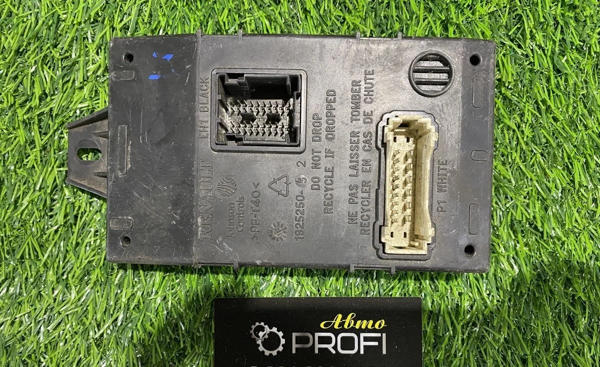 Блок комфорта Renault Logan 1