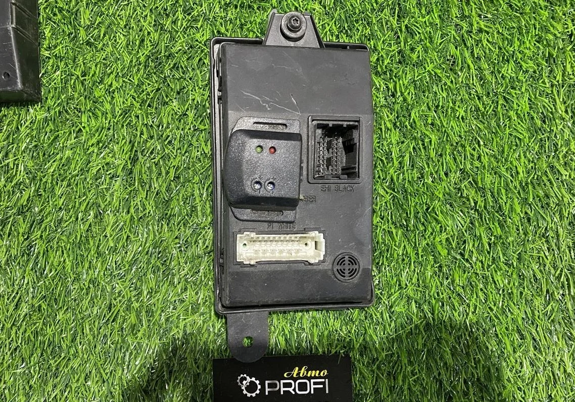 Блок комфорта Renault Logan 1