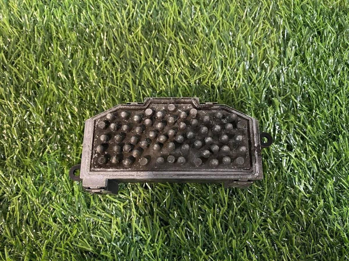 Реостат печки VW Passat B6