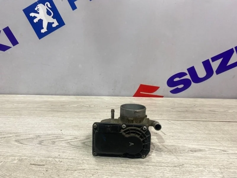 Дроссельная заслонка Nissan NOTE 2008