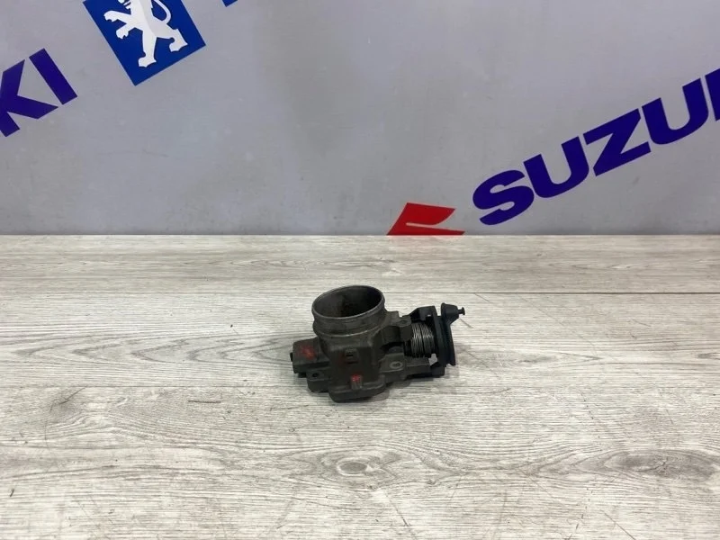 Дроссельная заслонка FORD Maverick 2001