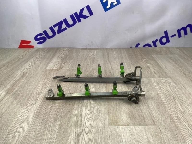 Топливная рампа INFINITI FX35 2013