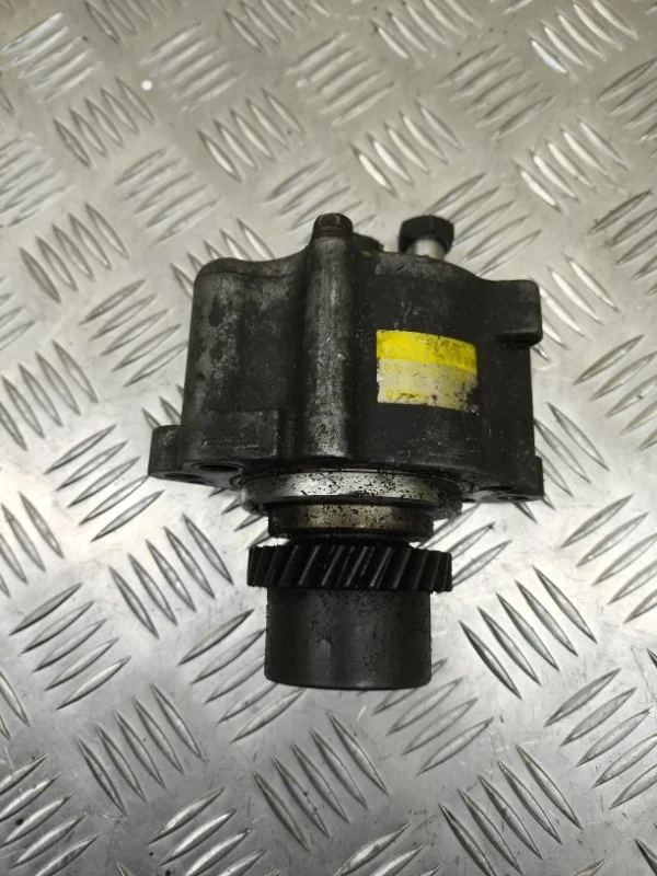 Насос вакуумный Toyota Hilux (2005-2015) 2010 2930067020