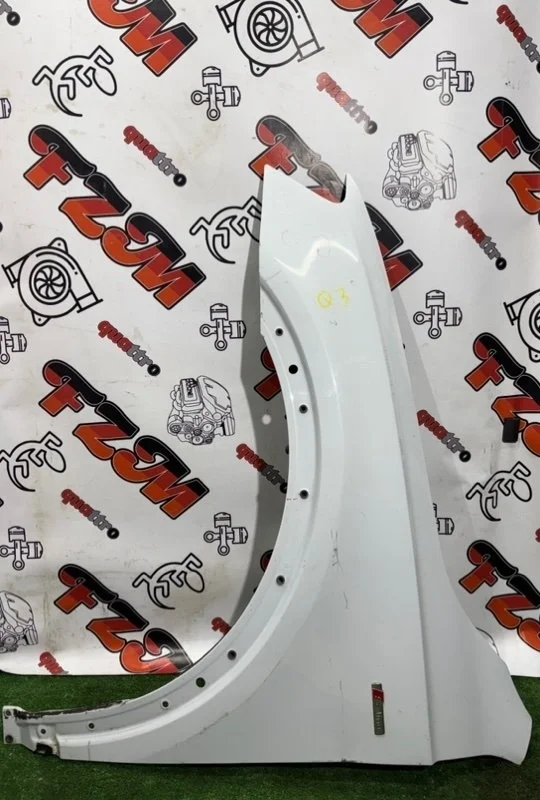 Крыло Audi Q3 8U0821105 8U, переднее левое