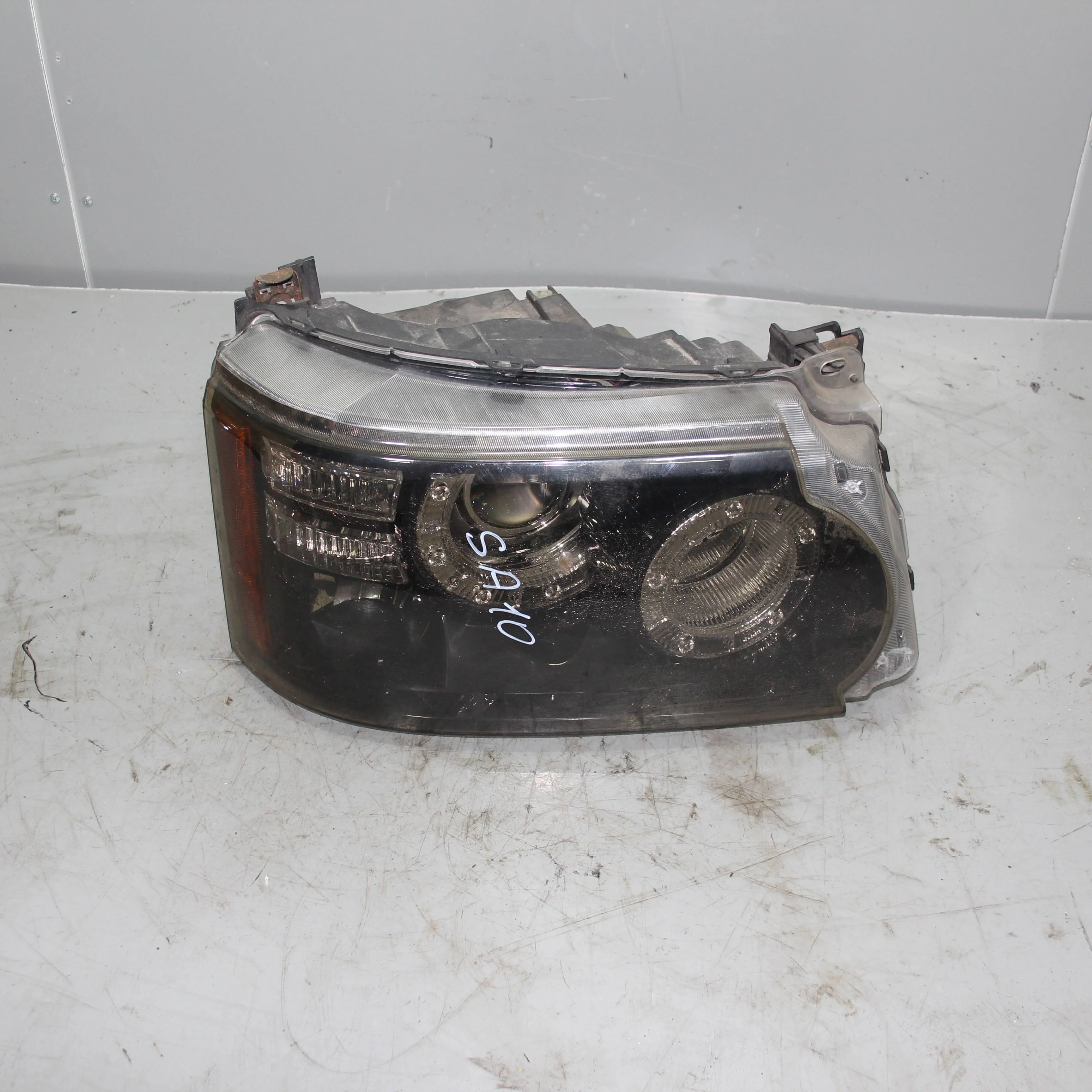 Фара правая LAND ROVER Range Rover Sport I (2005—