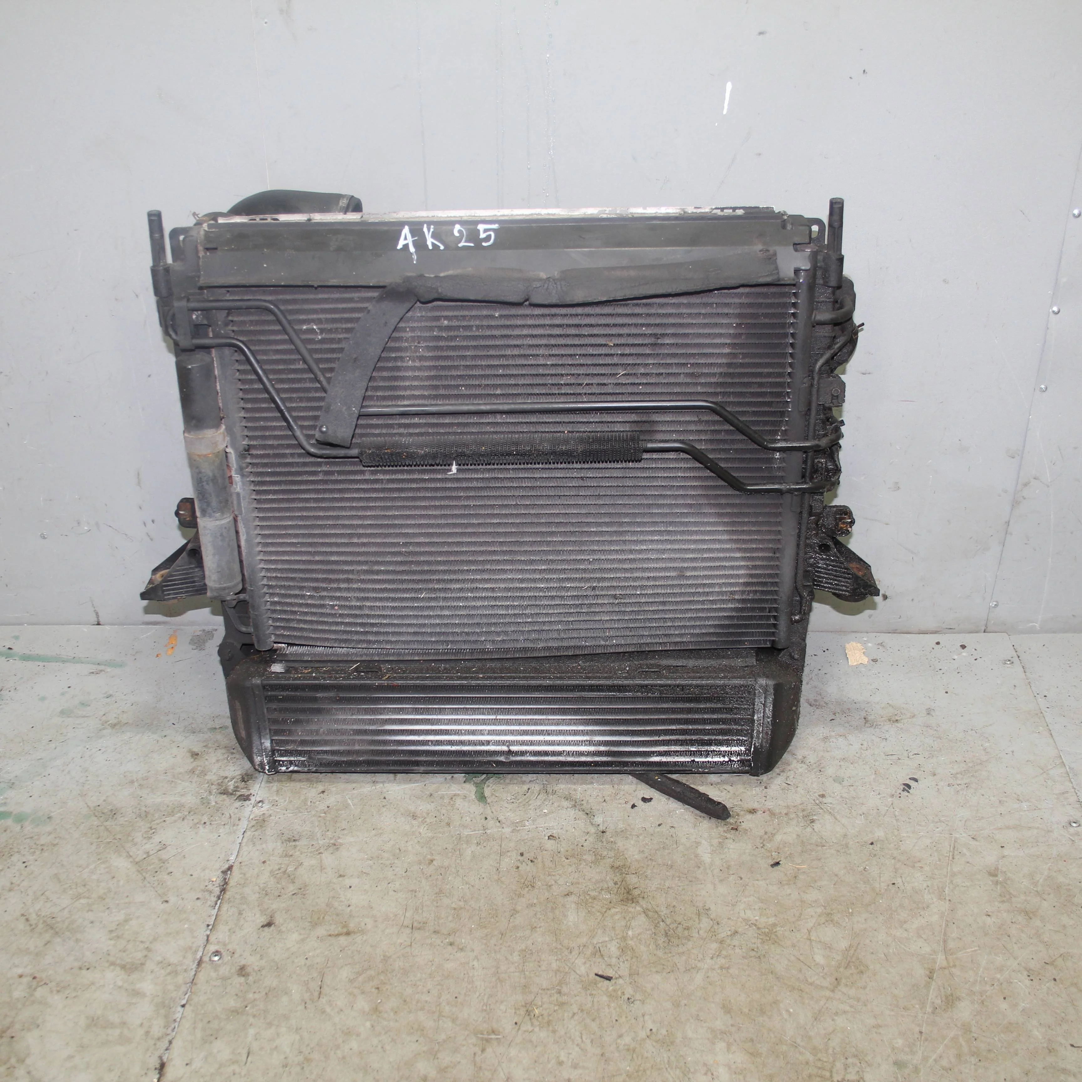 Радиатор основной LAND ROVER Range Rover Sport I