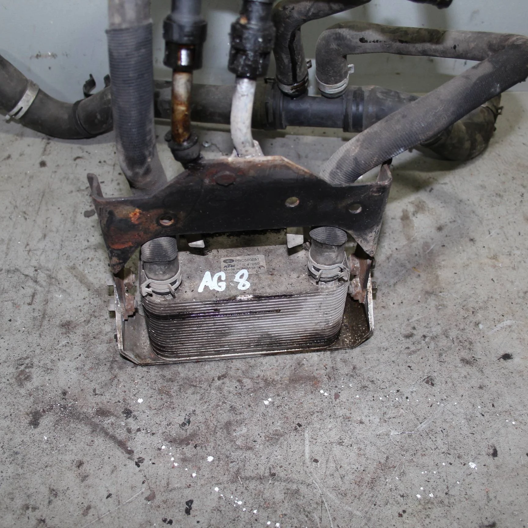 Радиатор масляный LAND ROVER Range Rover Sport I