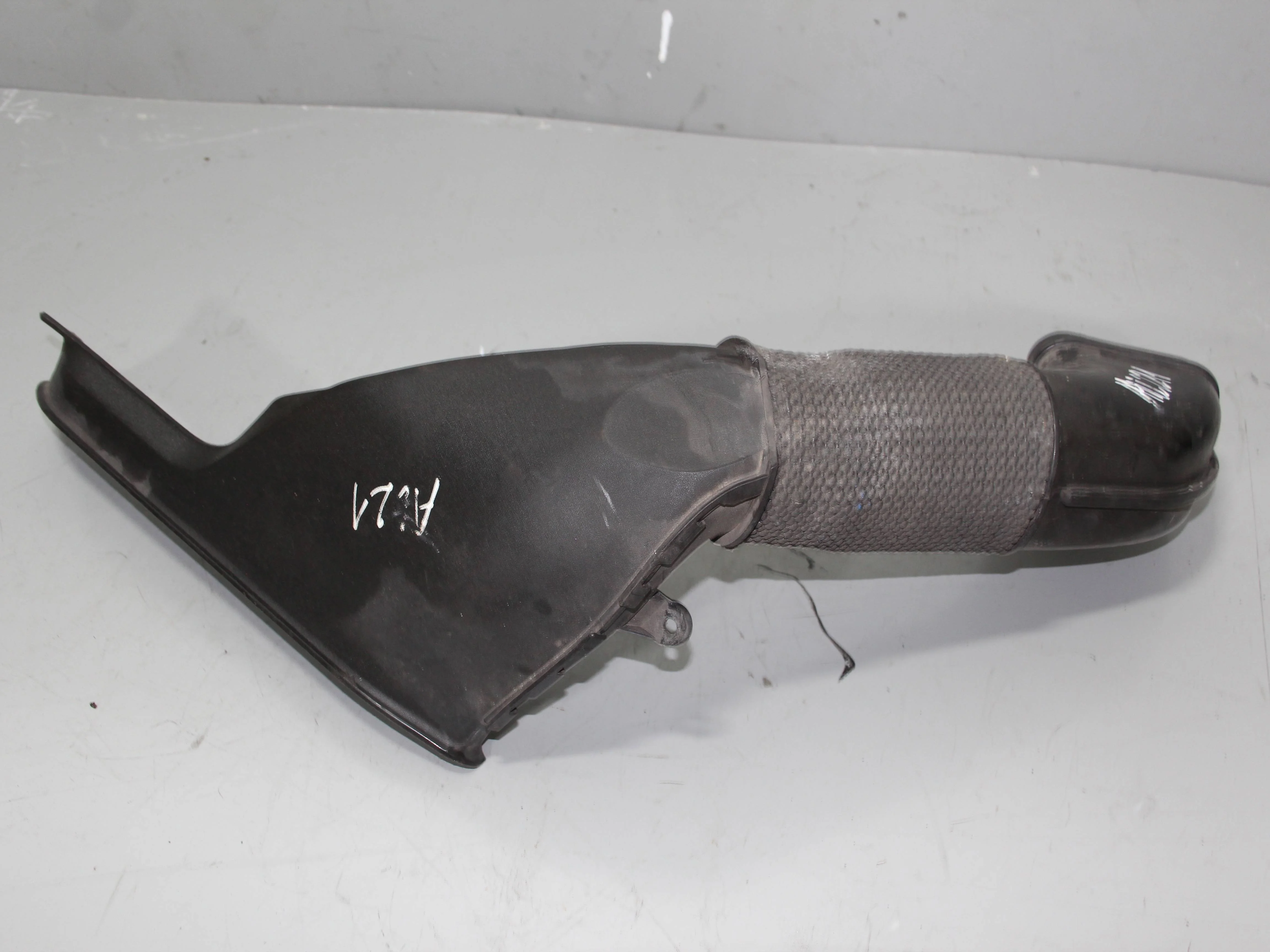 Патрубок впускной JAGUAR S-type I рестайлинг (200