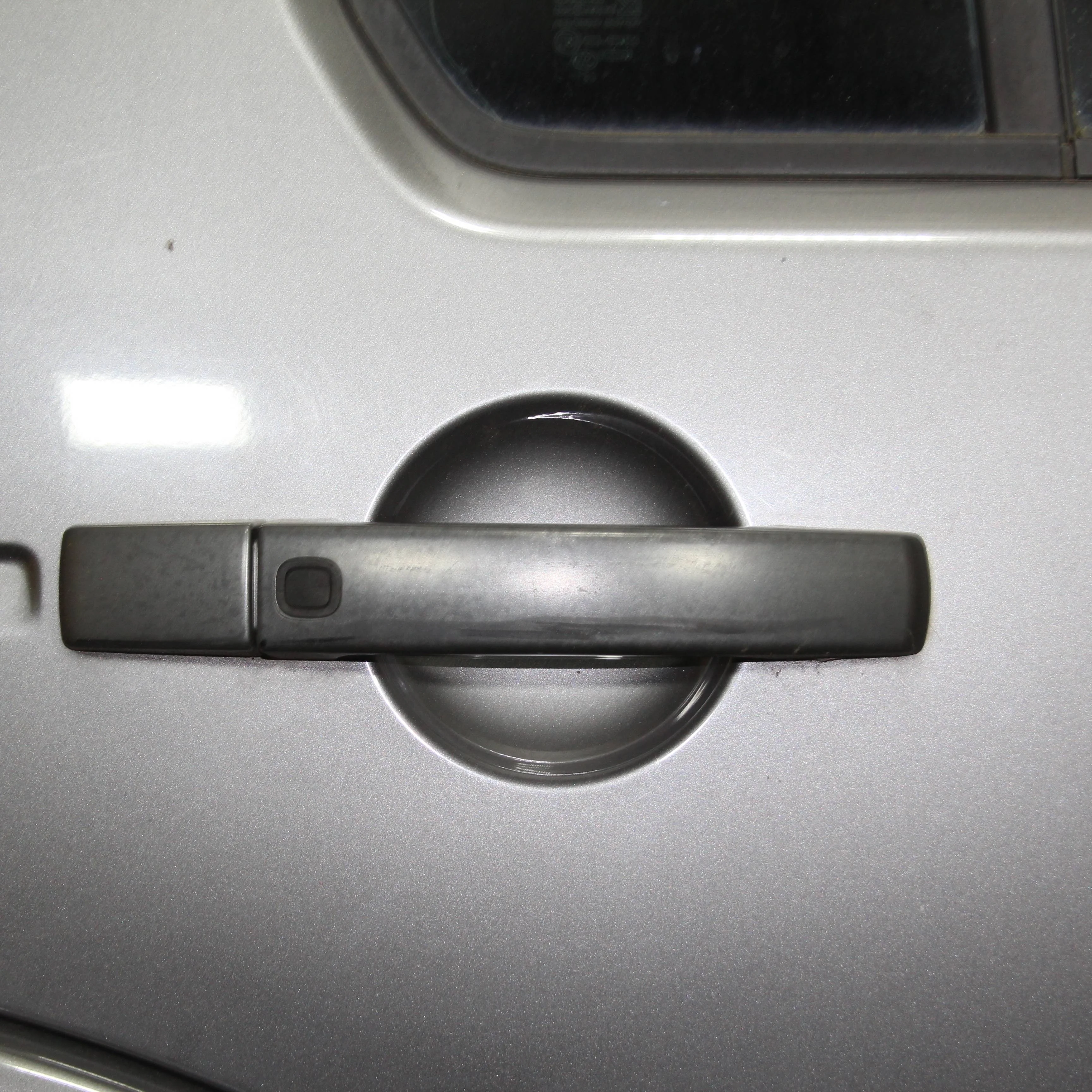 Замок двери задней правой LAND ROVER Discovery IV