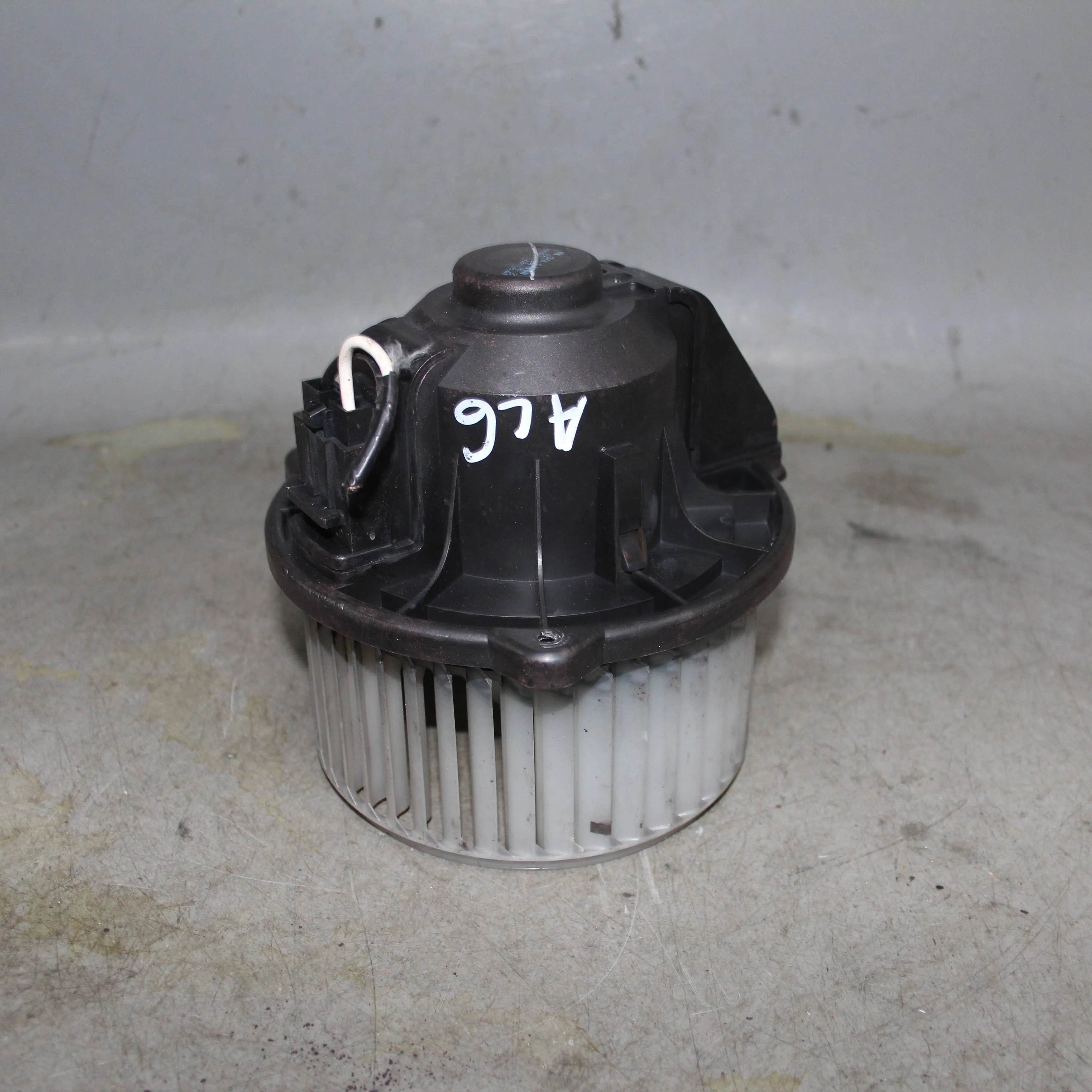 Моторчик печки LAND ROVER Discovery IV (2009—2013)