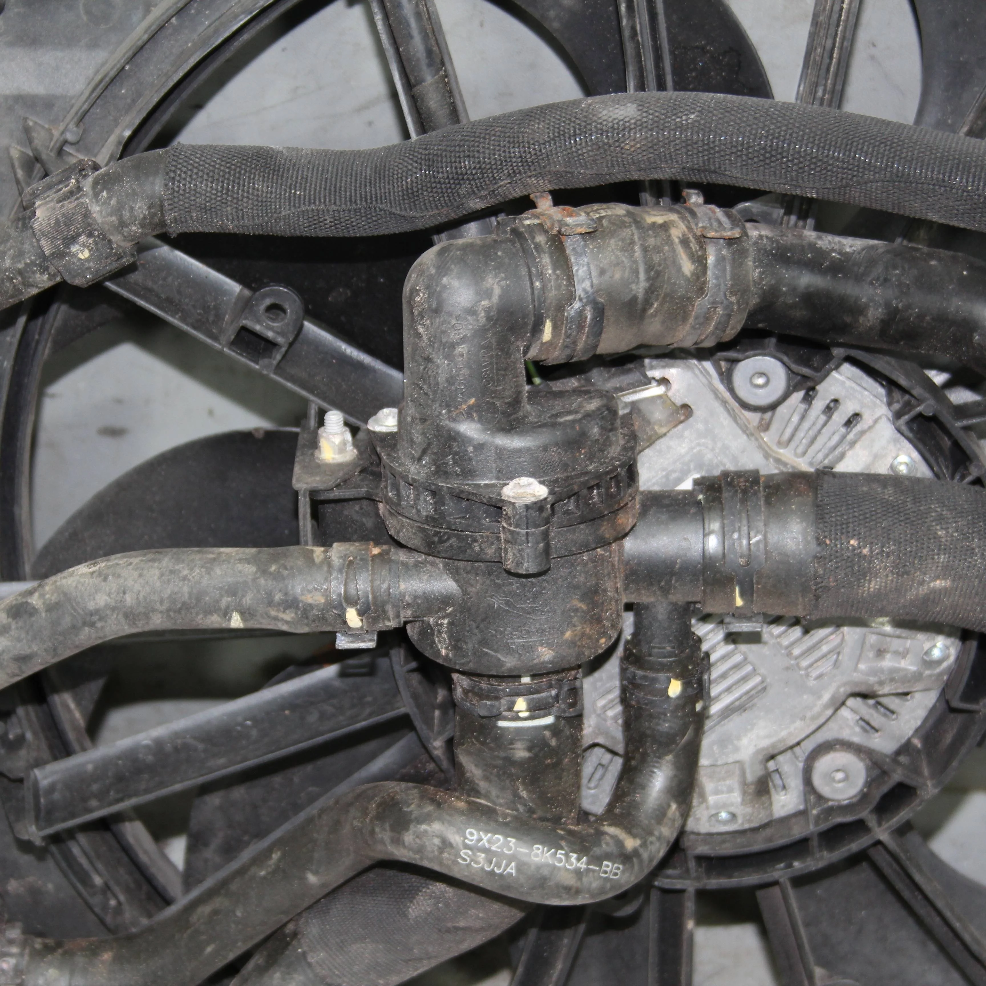 Корпус термостата JAGUAR XJ X351 (2009—2015)