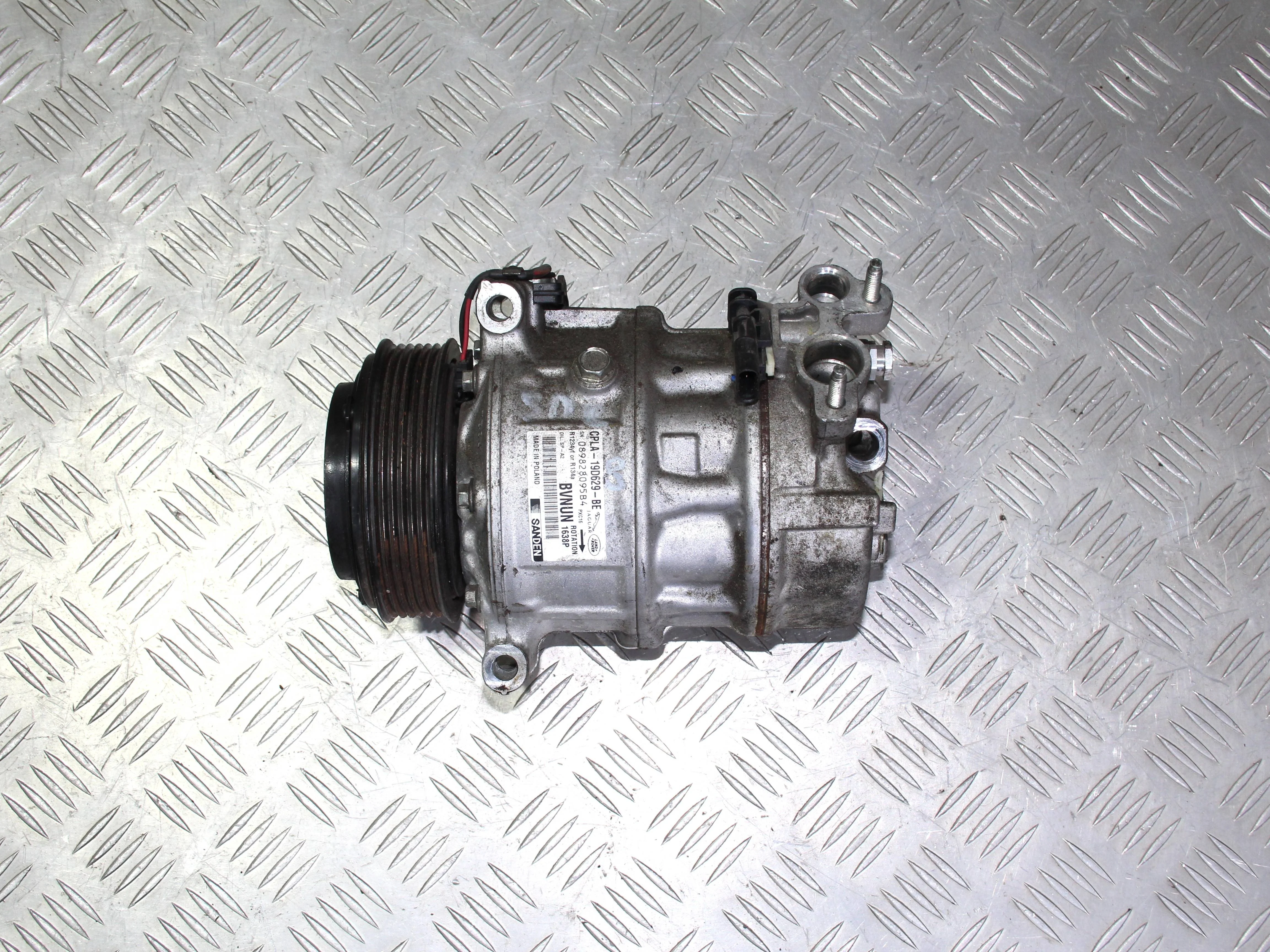 Компрессор системы кондиционирования JAGUAR XE I