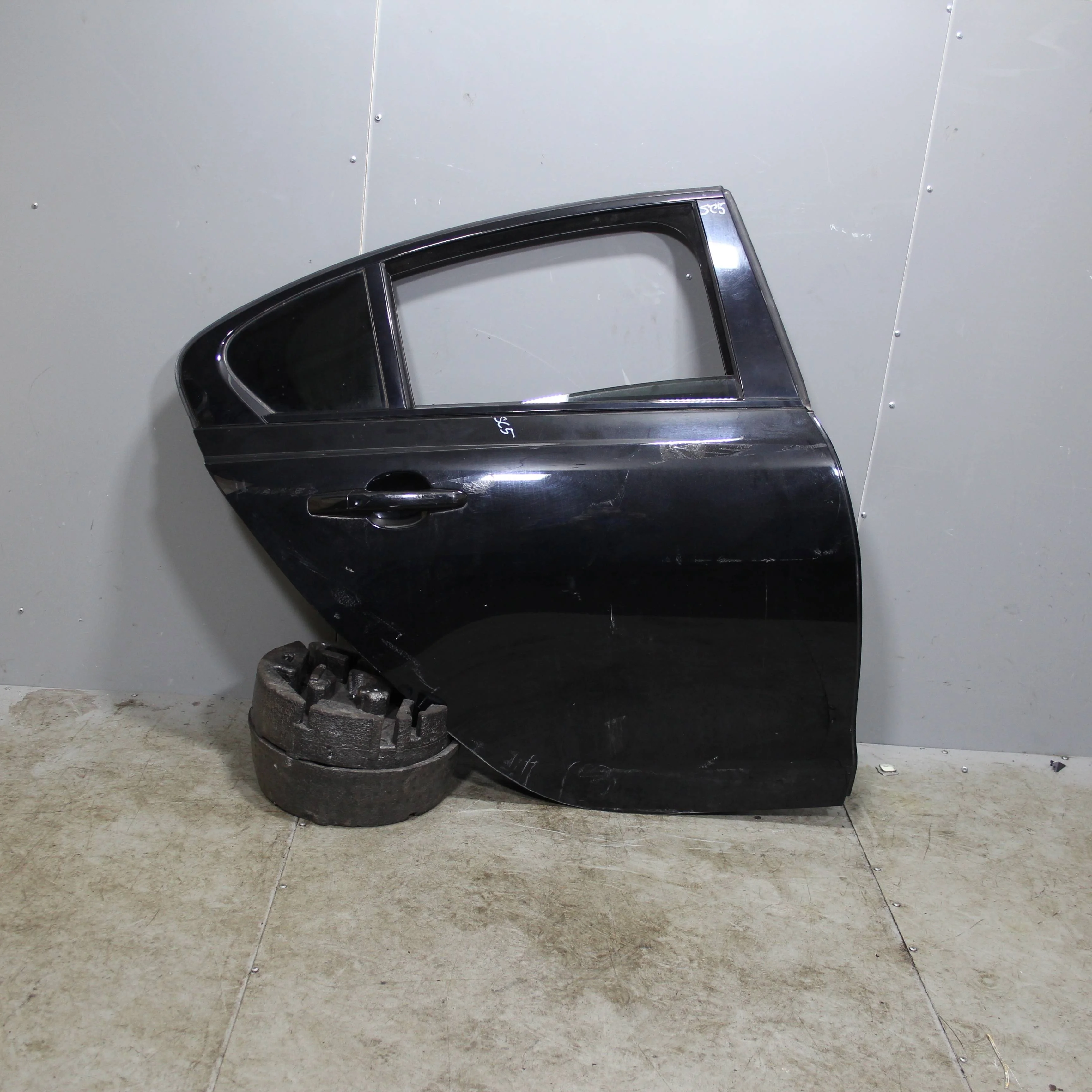 Дверь задняя правая JAGUAR XE I (2015—2019)