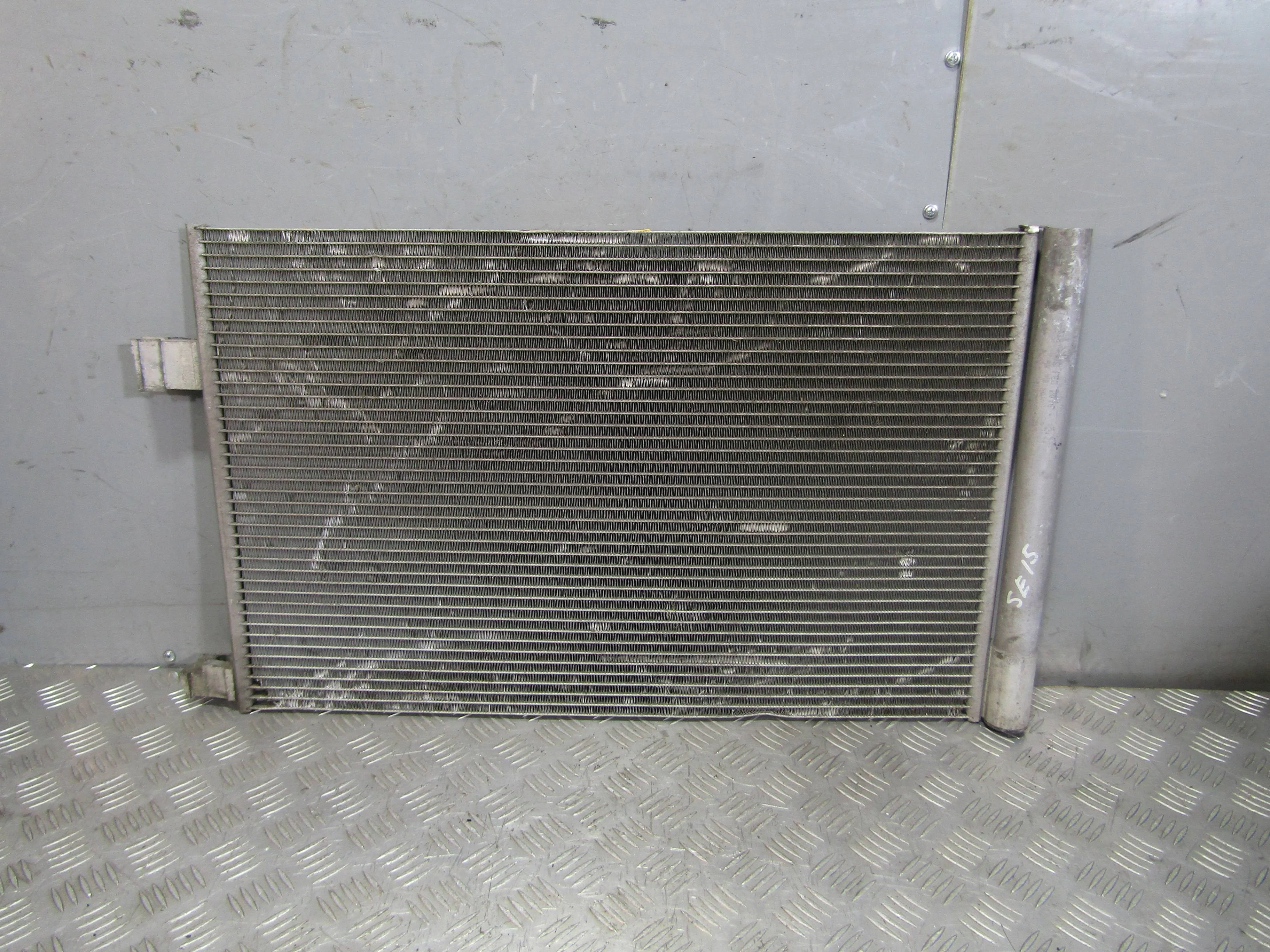 Радиатор дополнительный JAGUAR XE I (2015—2019)