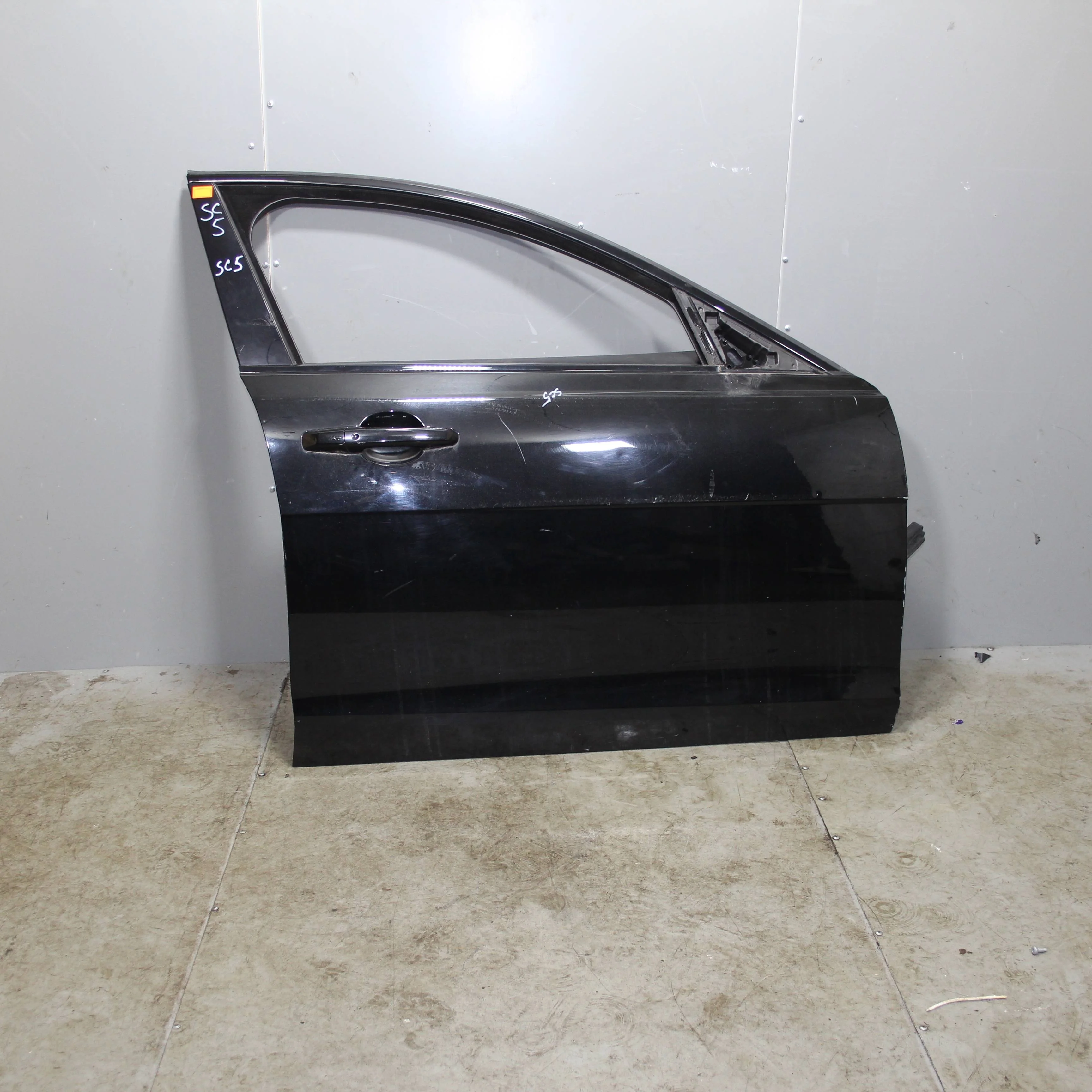 Дверь передняя правая JAGUAR XE I (2015—2019)