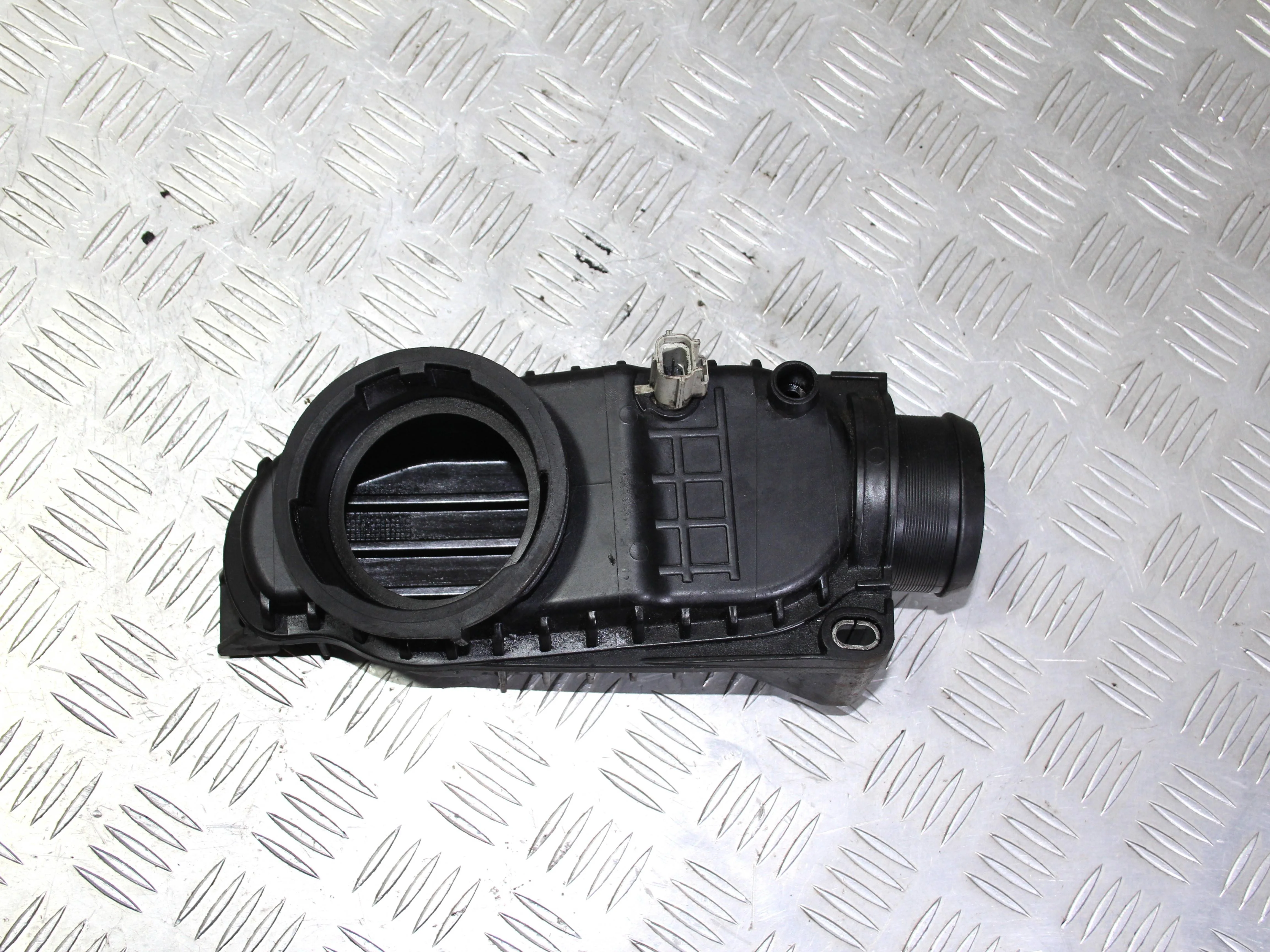 Воздуховод JAGUAR XF I (2007—2011)