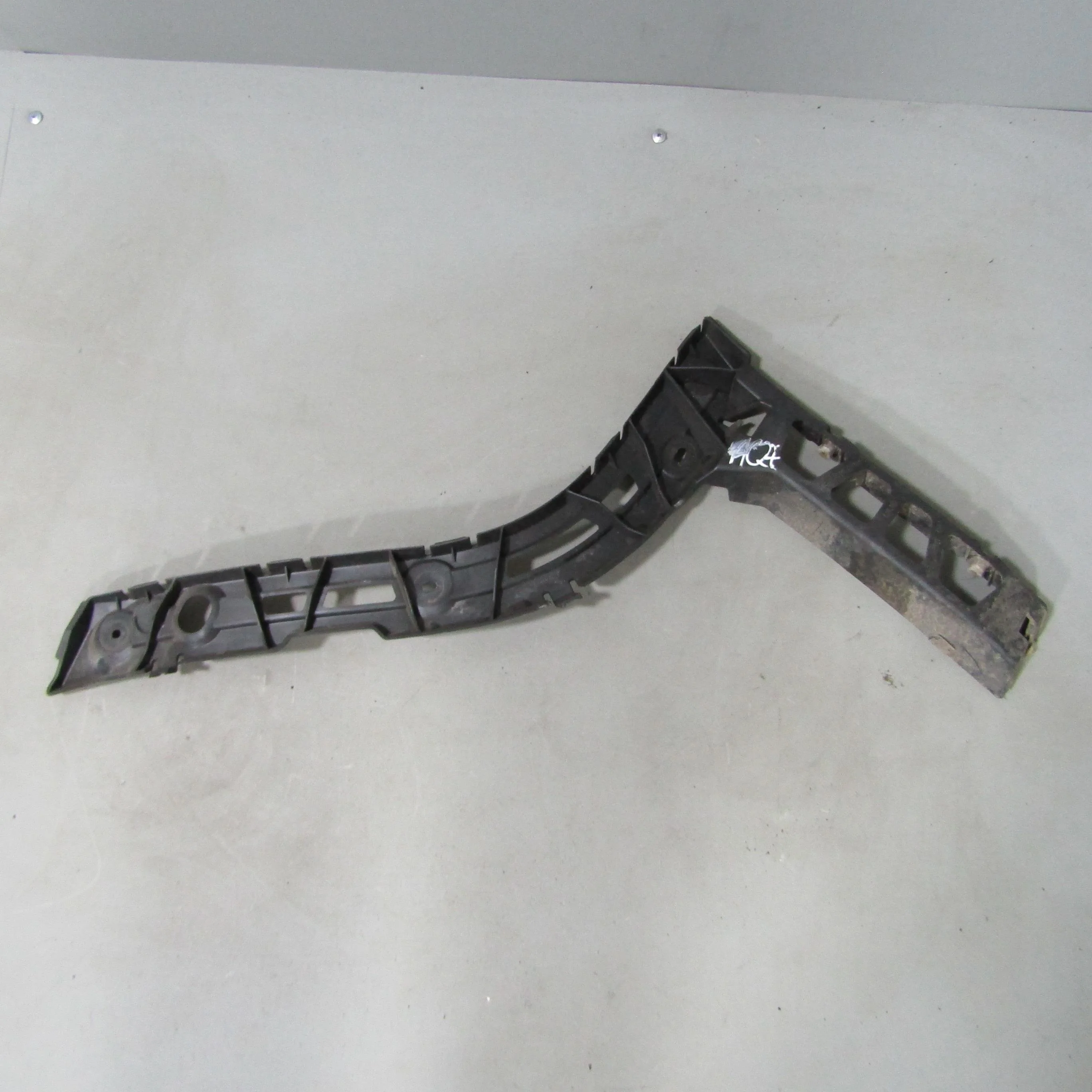 Кронштейн заднего бампера правый JAGUAR XF I (200