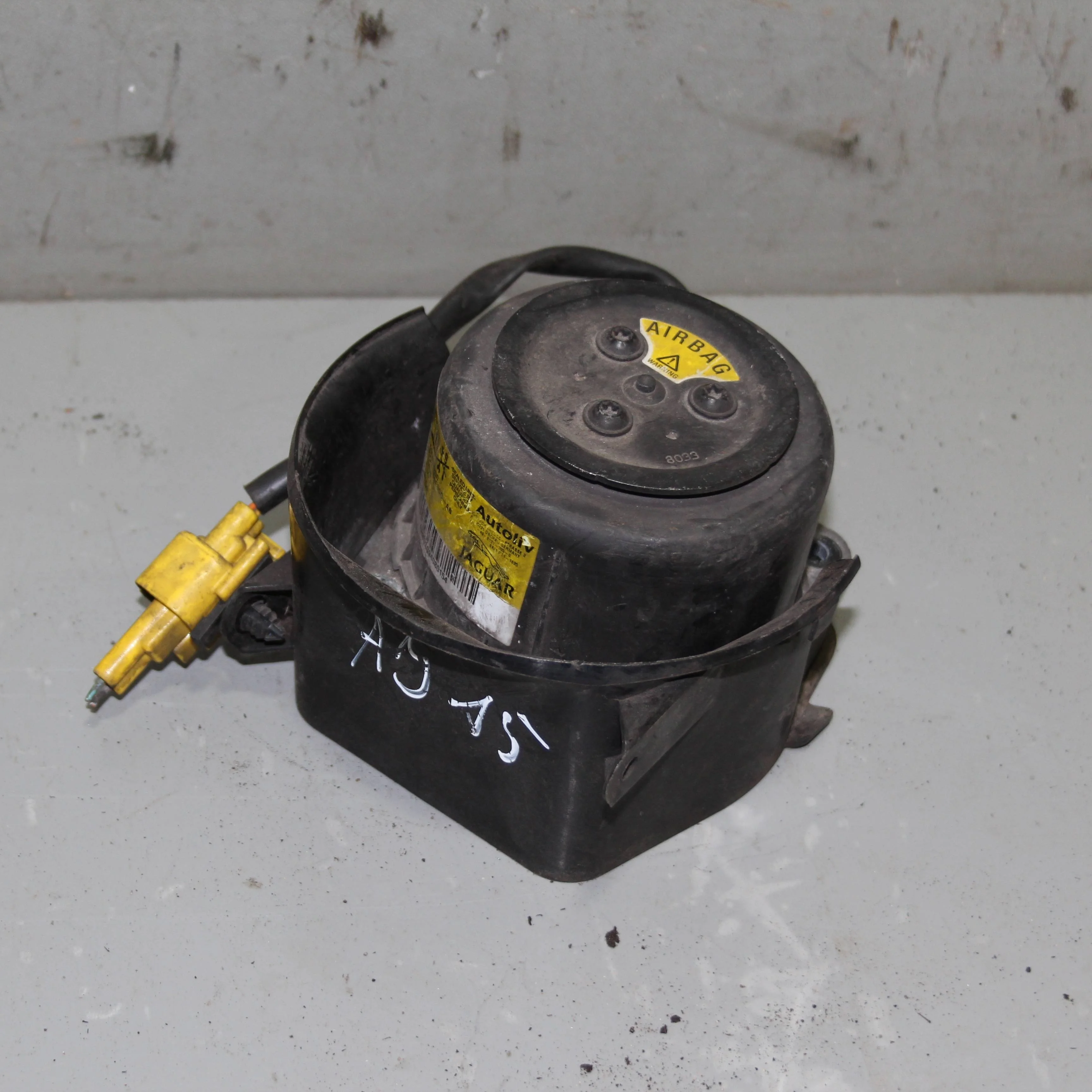 Подушка безопасности пешехода JAGUAR XF I (2007—2