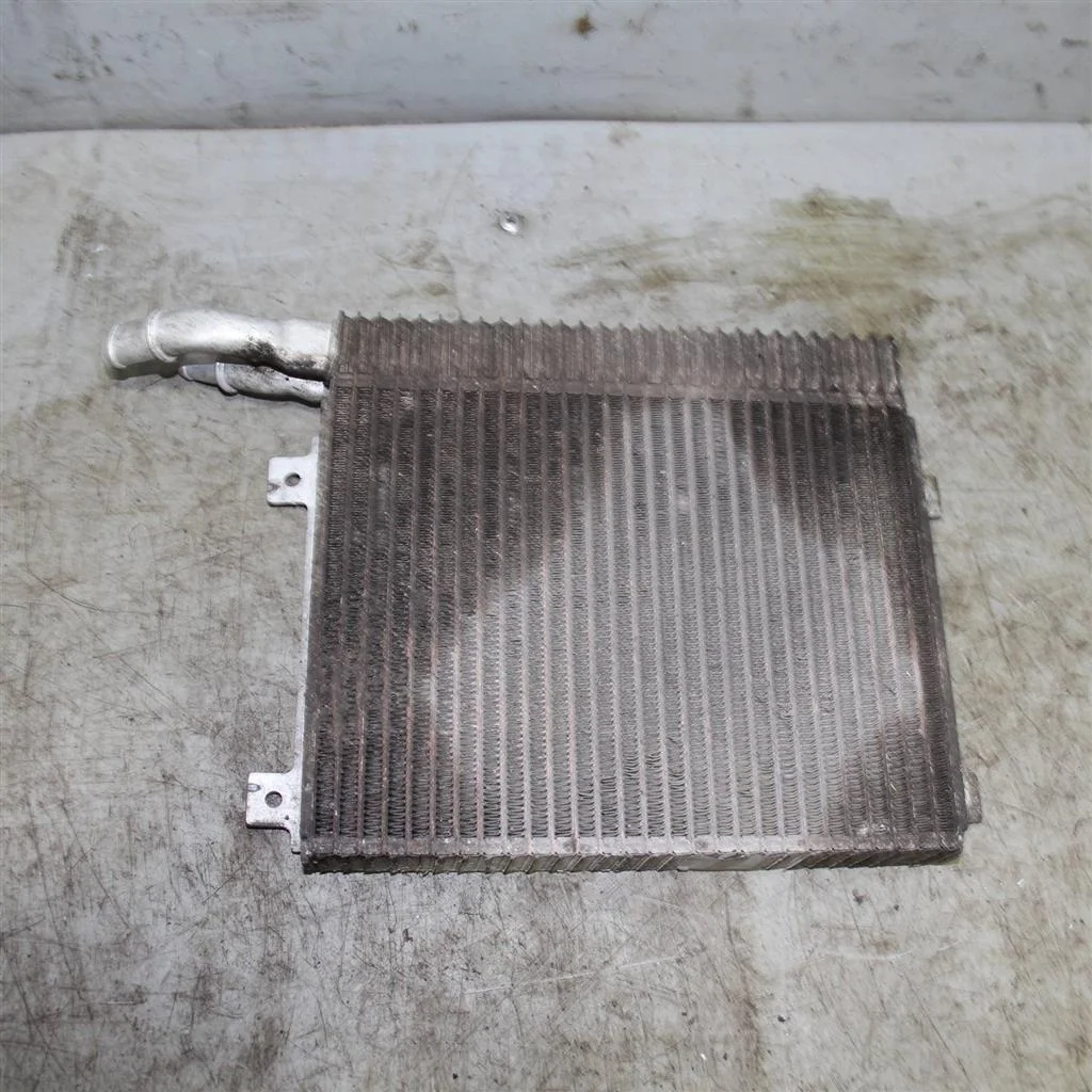 Радиатор дополнительный левый JAGUAR XF I (2007—2