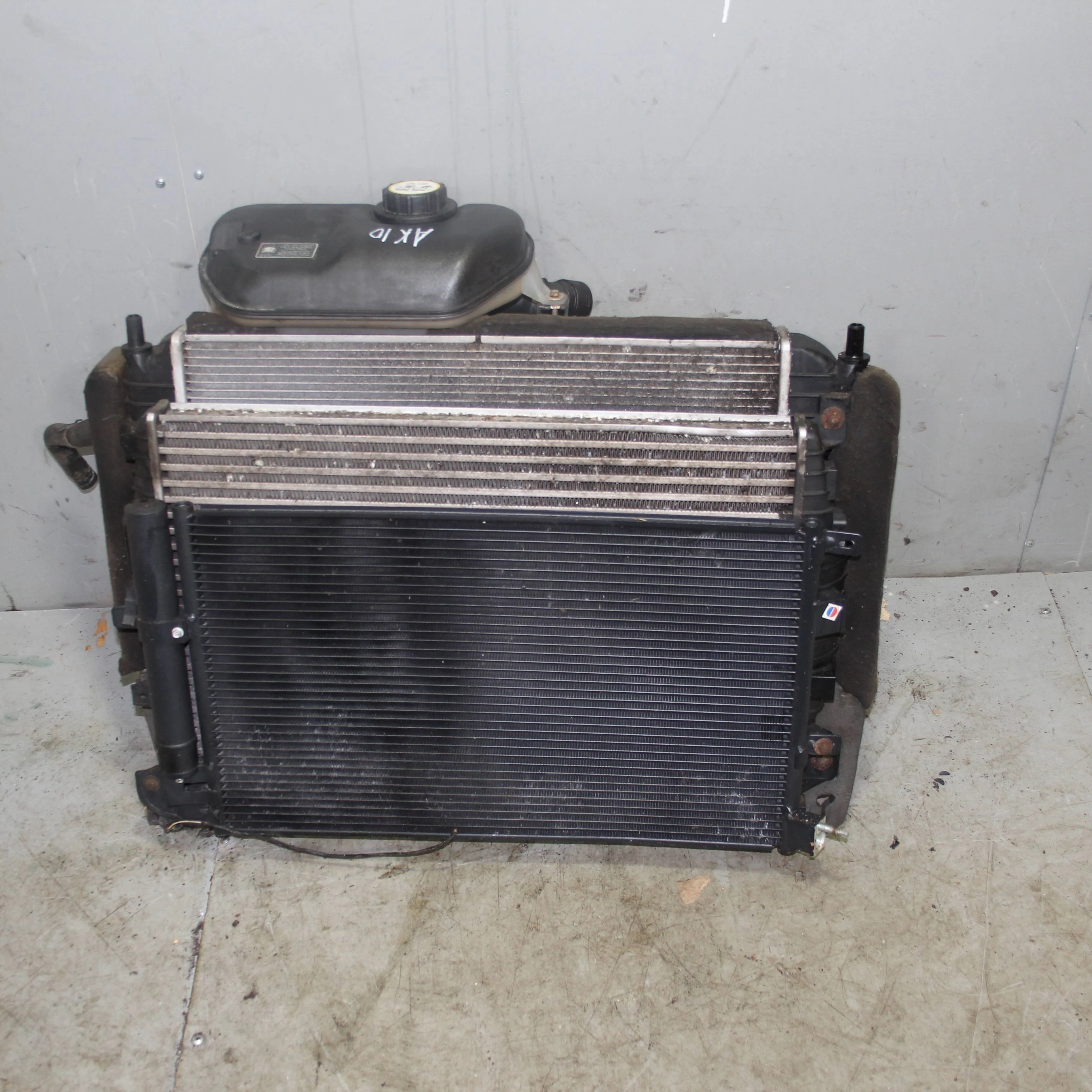 Радиатор основной JAGUAR XF I (2007—2011)