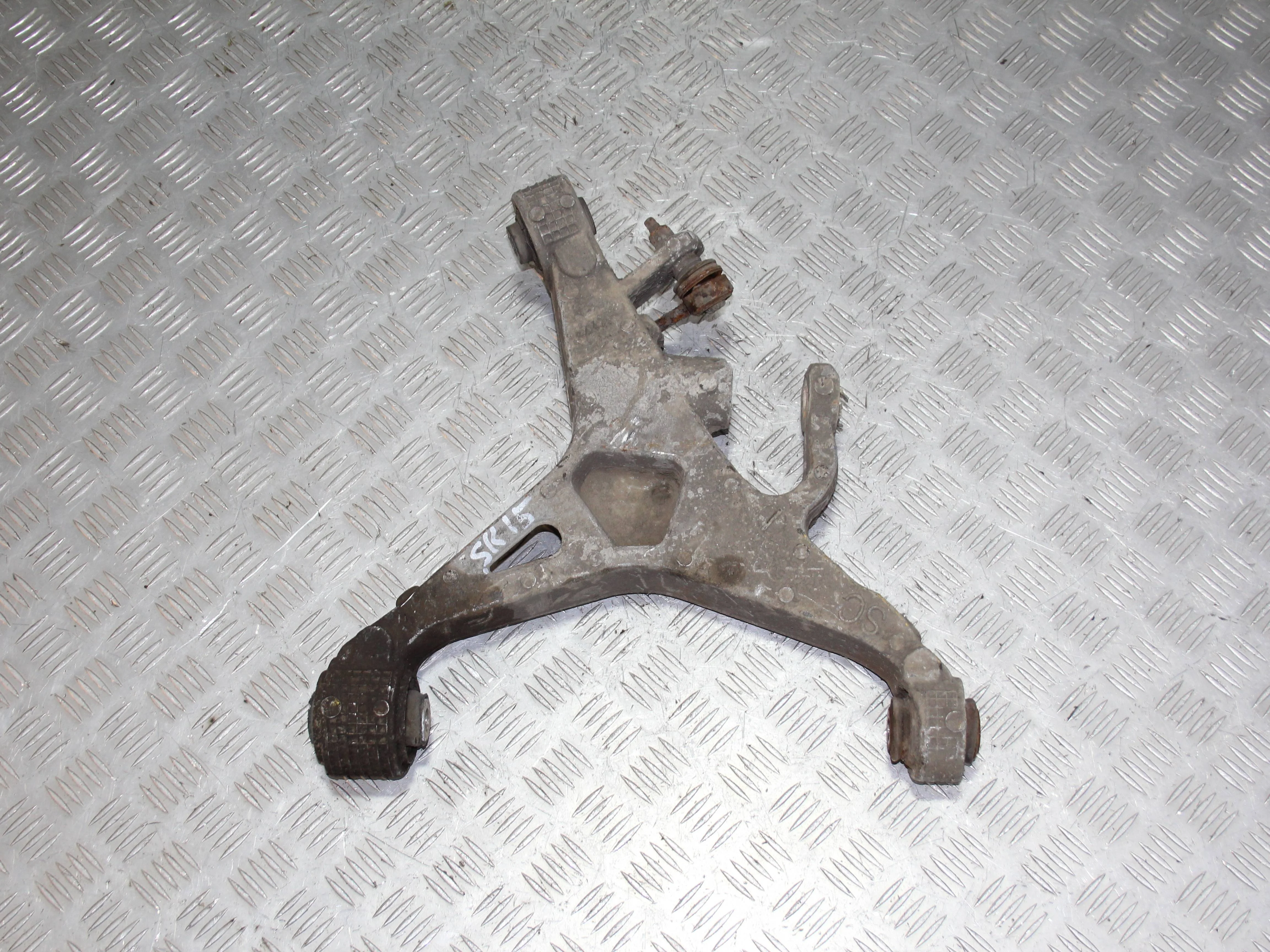 Рычаг задний нижний правый JAGUAR XF I (2007—2011)