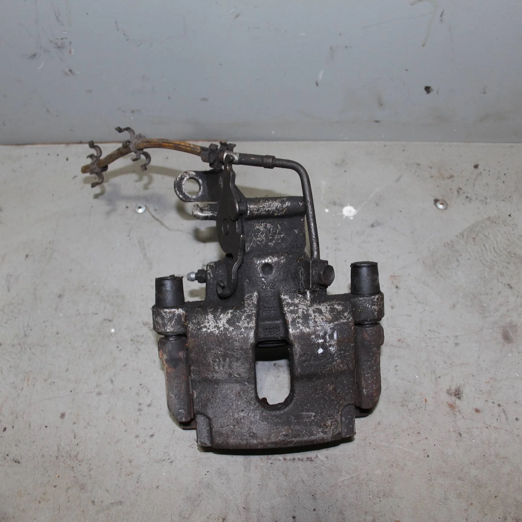 Суппорт задний правый JAGUAR XF I (2007—2011)