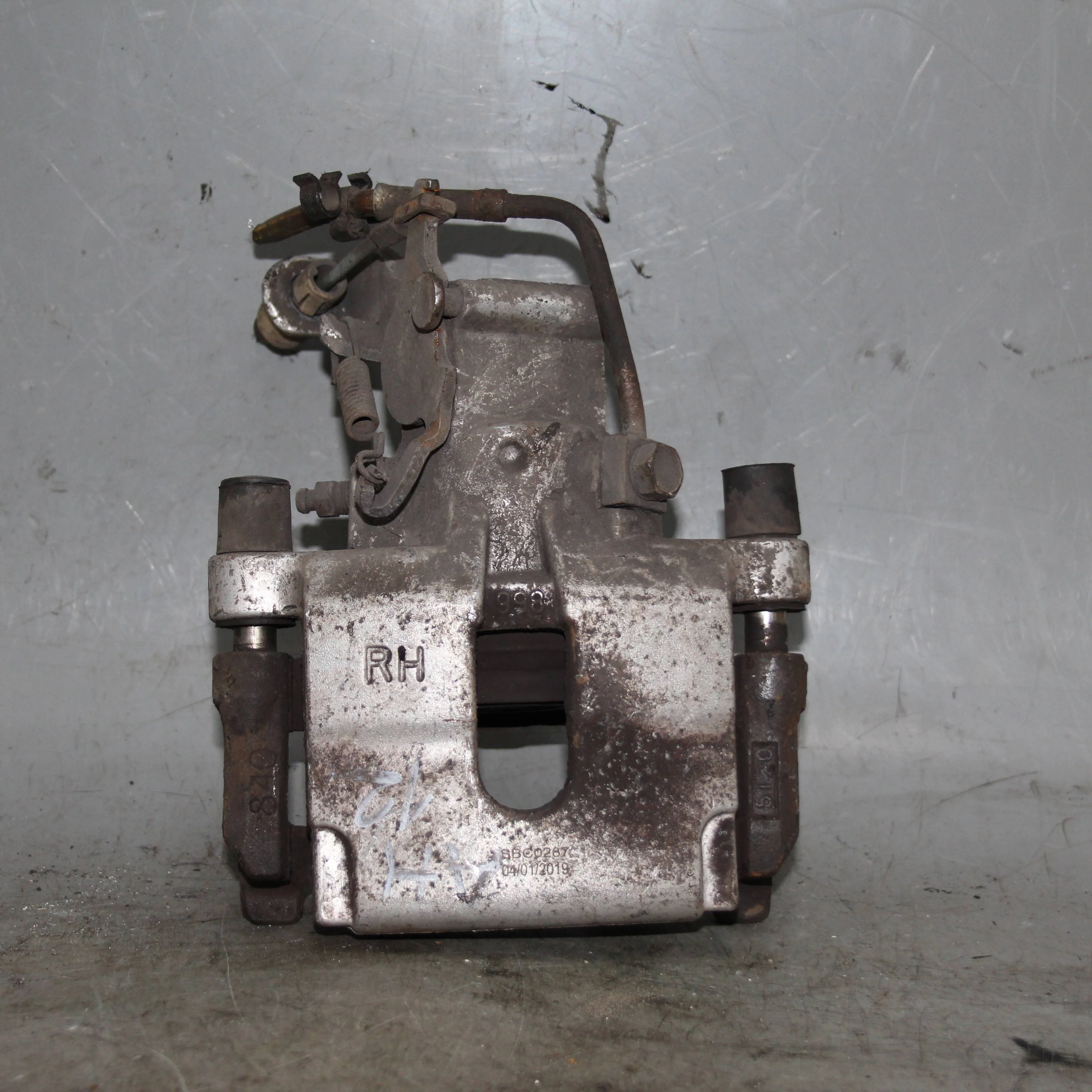 Суппорт задний правый JAGUAR XF I (2007—2011)