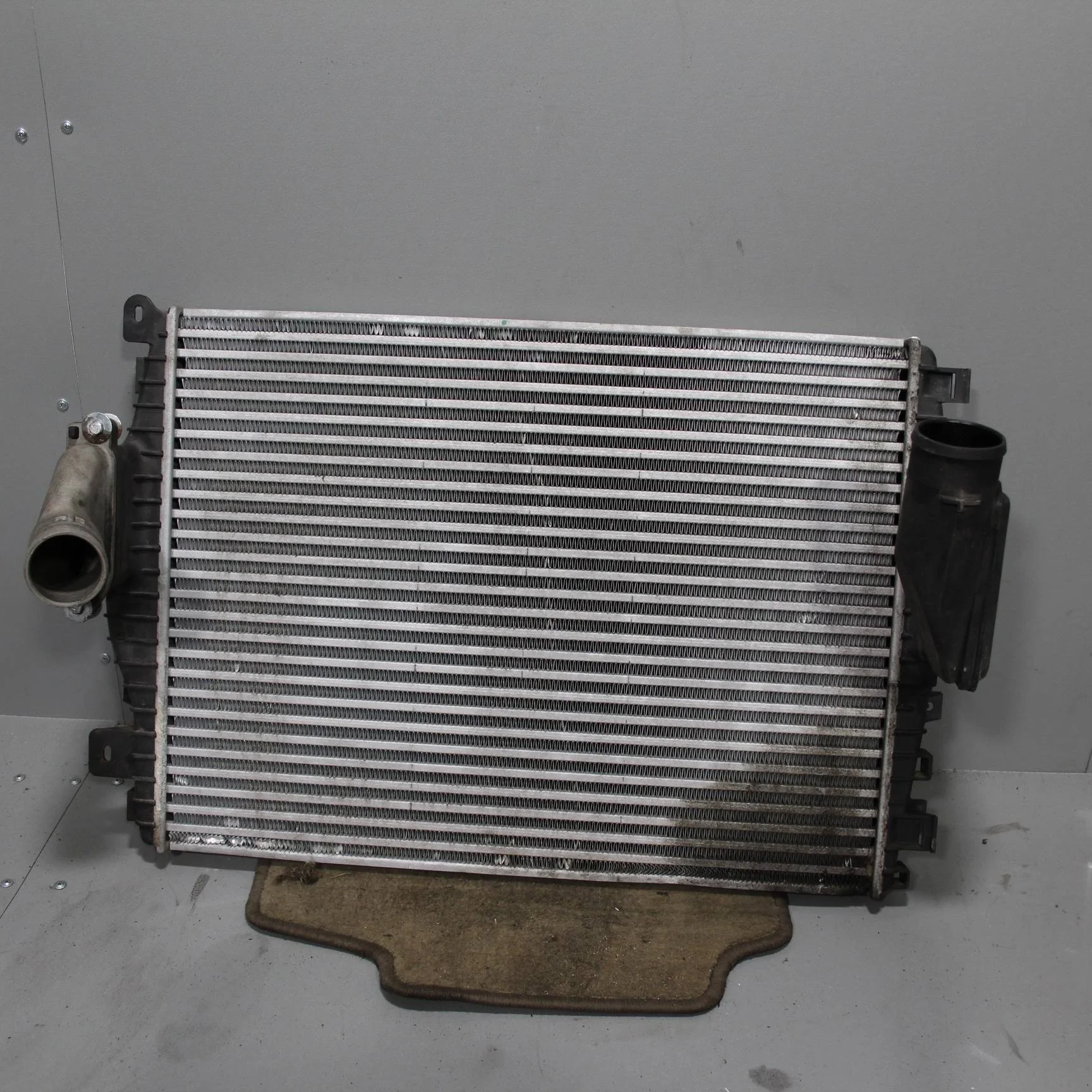 Интеркулер JAGUAR XF I (2007—2011)