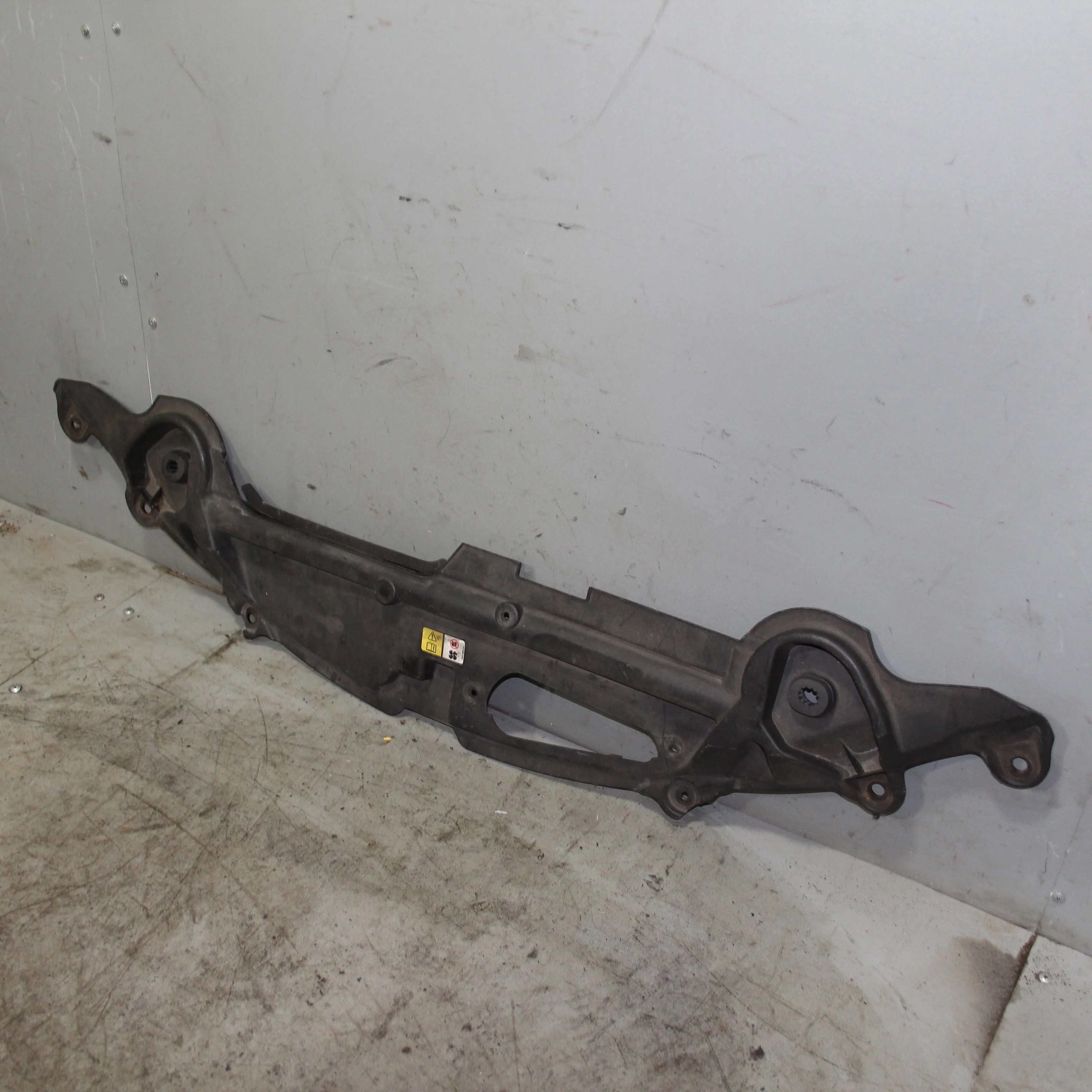 Кожух замка капота JAGUAR XF I (2007—2011)