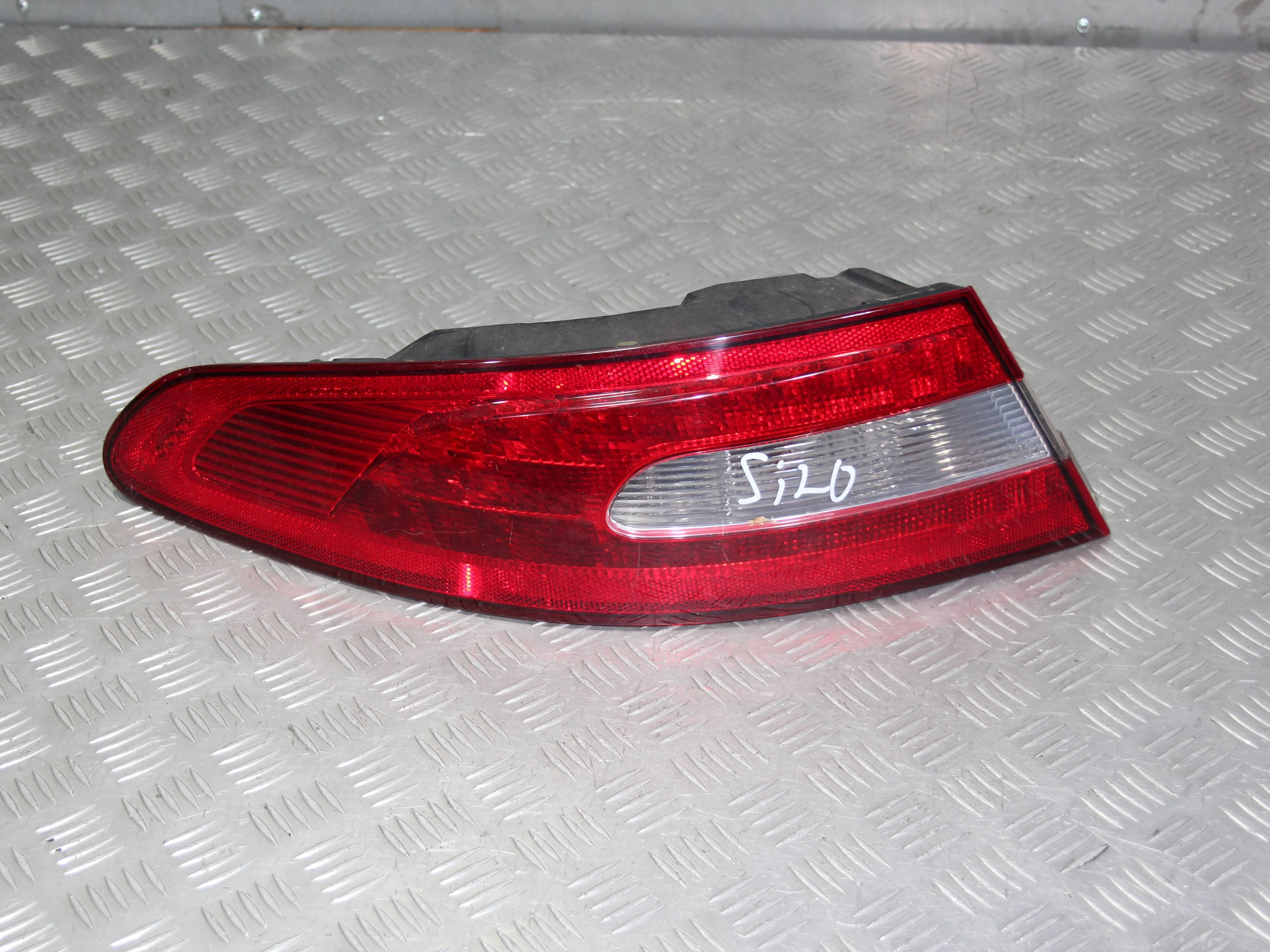 Фонарь задний наружный левый JAGUAR XF I (2007—20