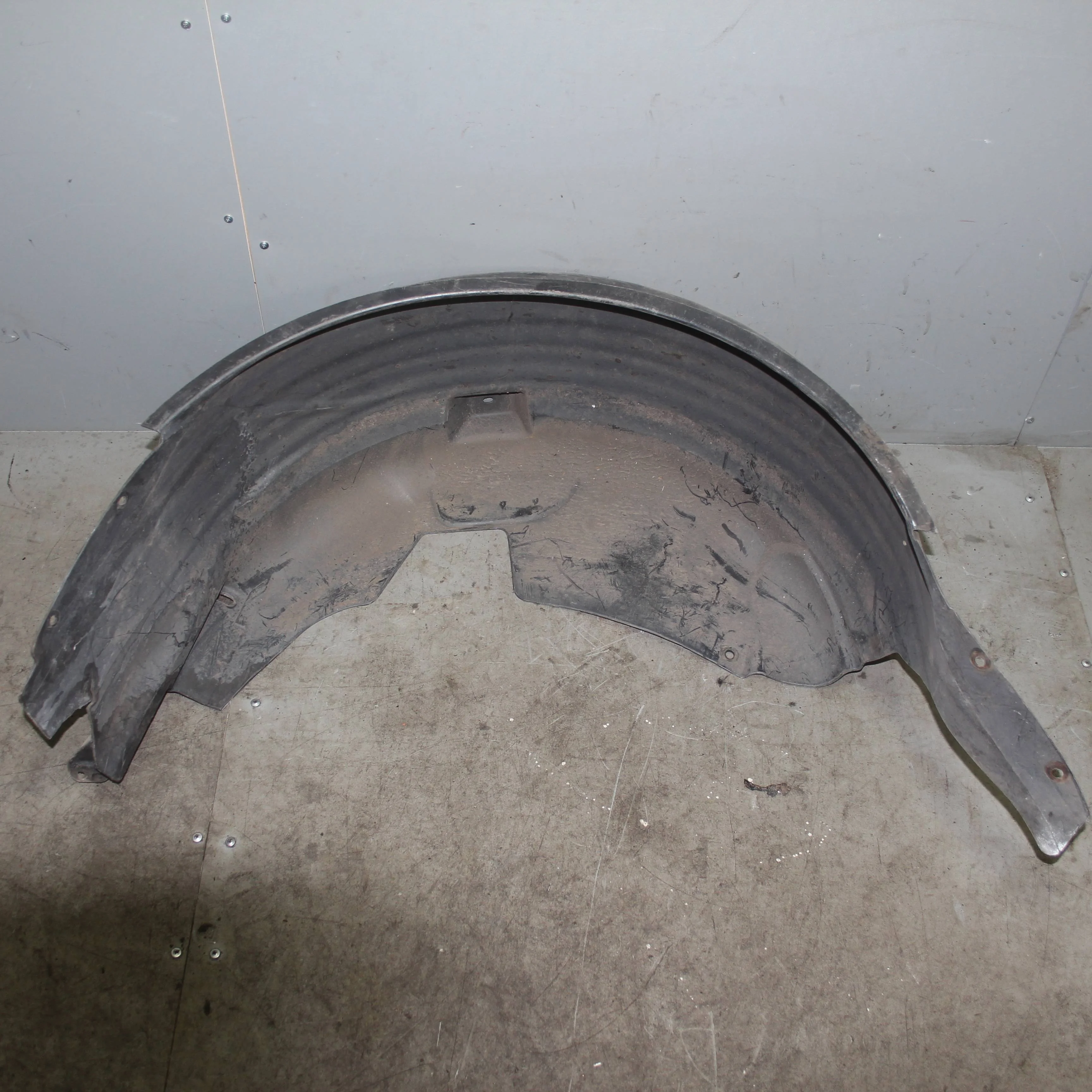 Подкрылок задний левый JAGUAR XF I (2007—2011)