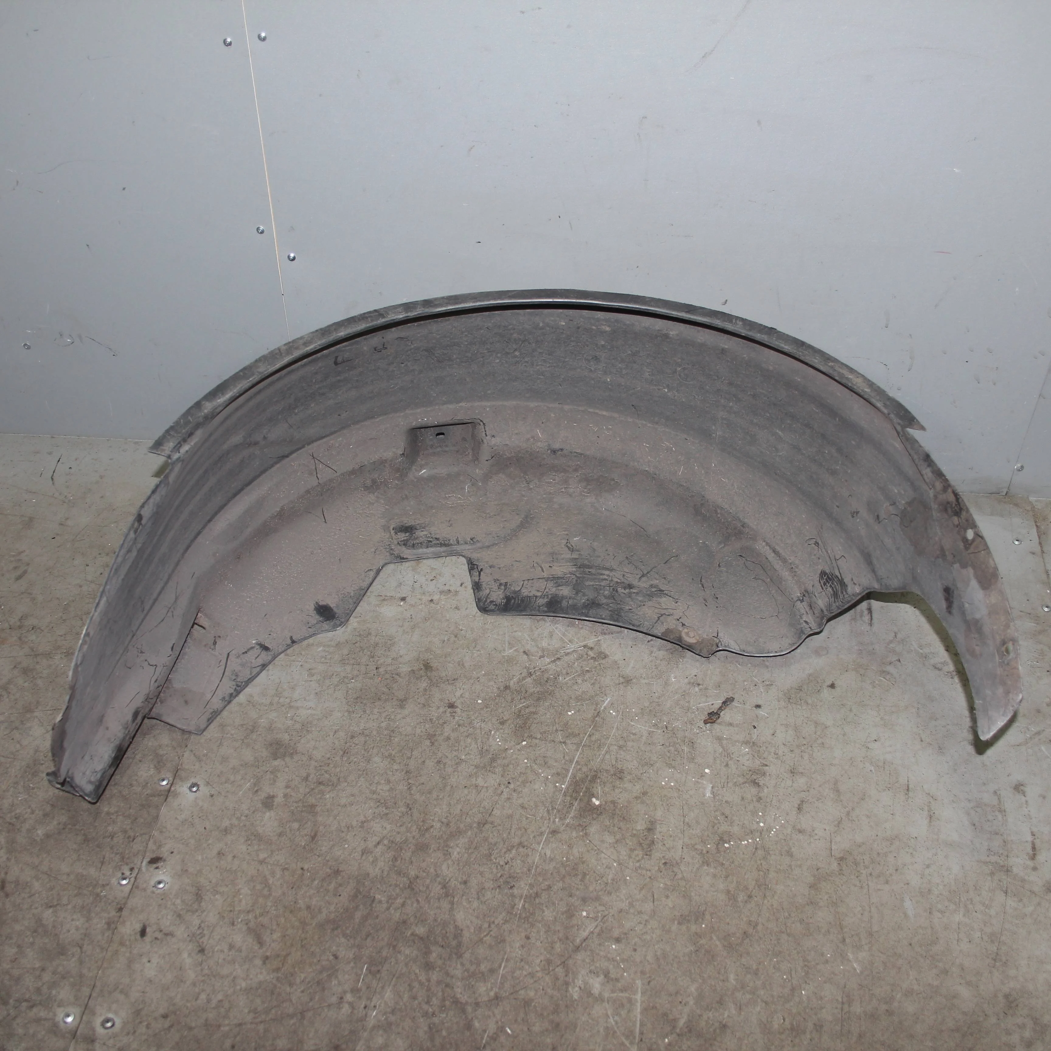 Подкрылок задний левый JAGUAR XF I (2007—2011)